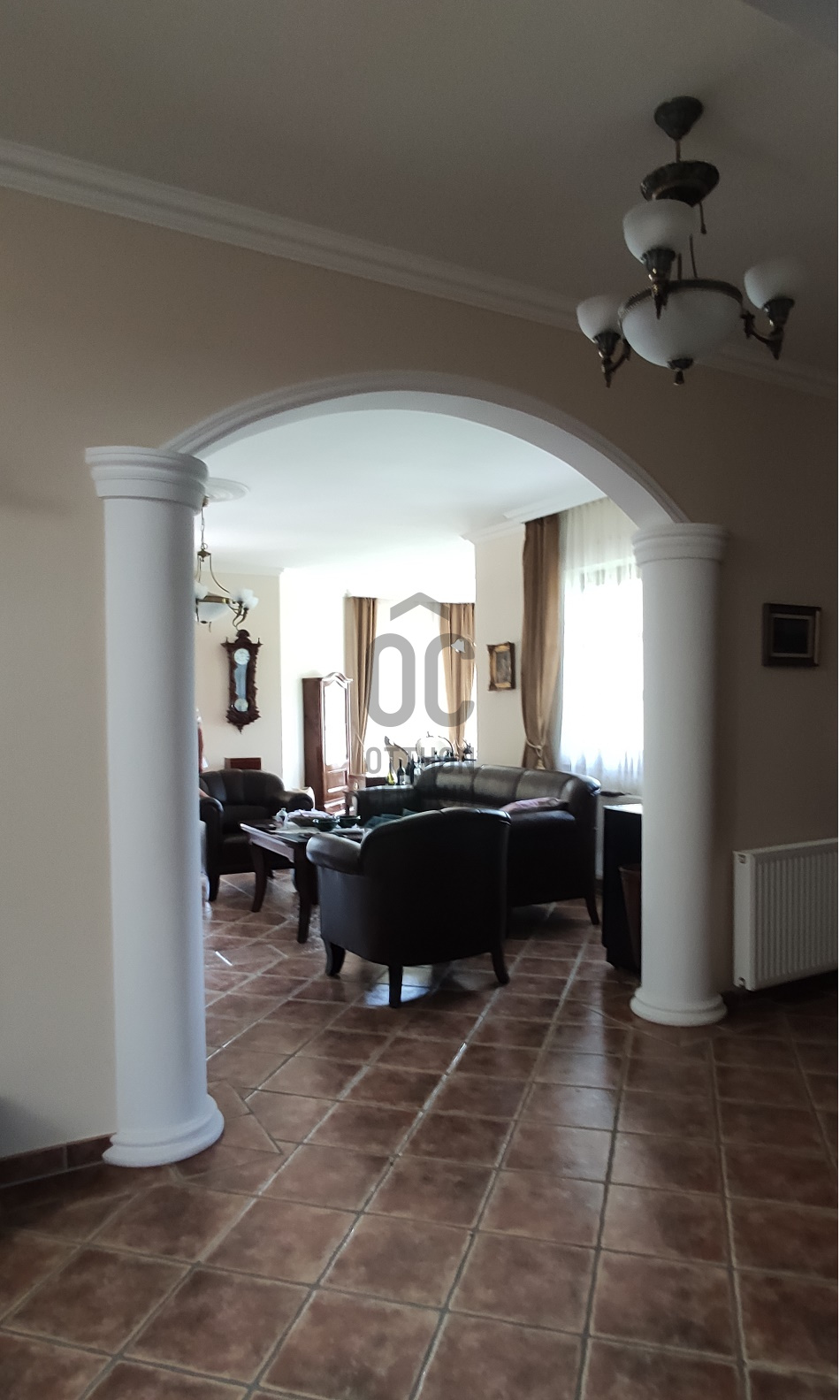 Gallery zoom image