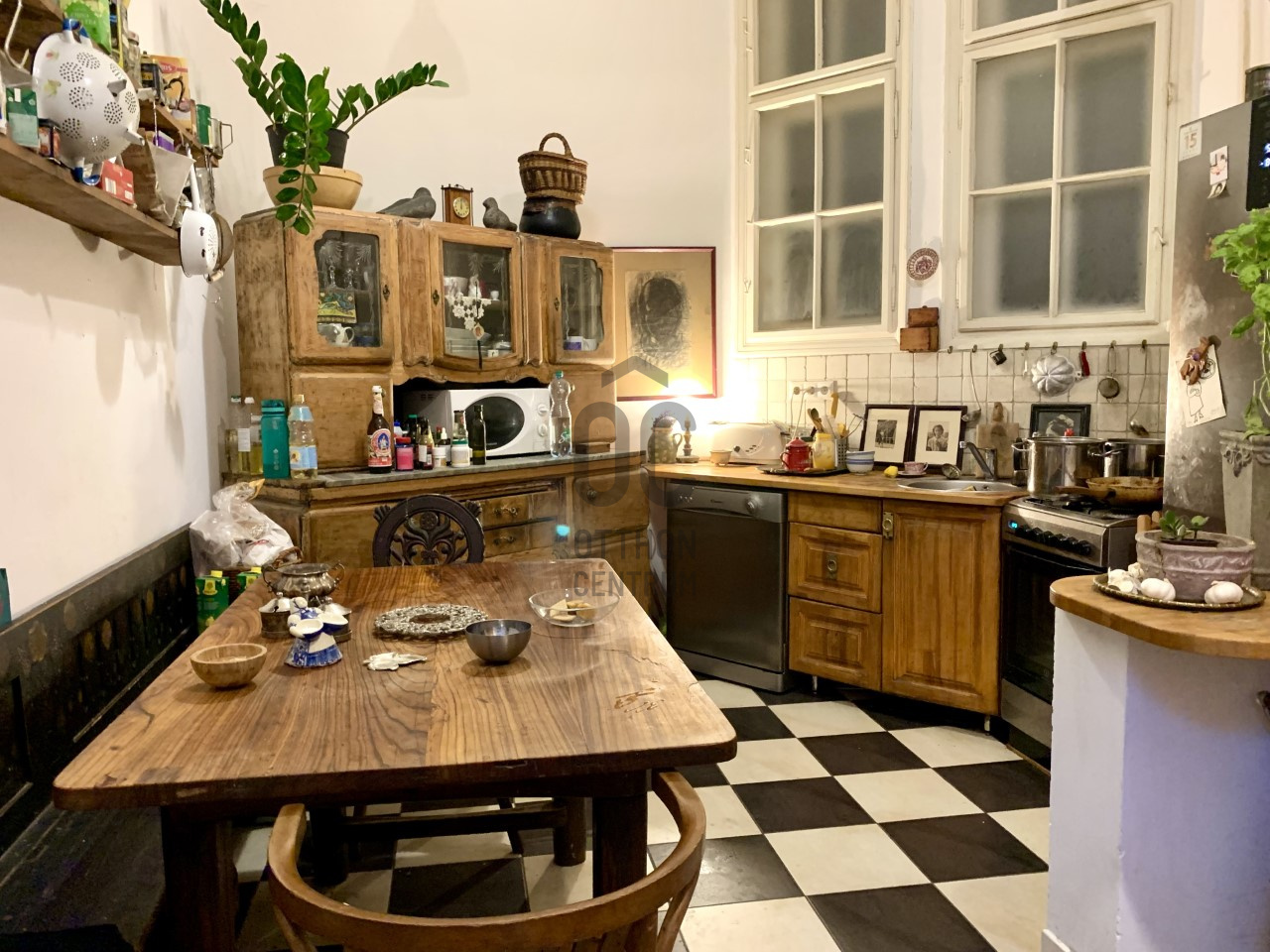 Gallery zoom image