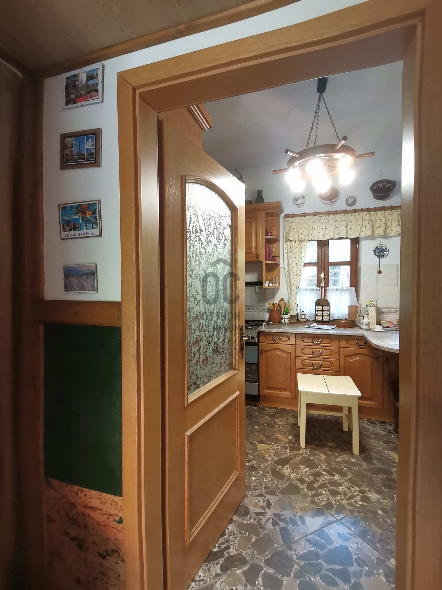 Gallery zoom image