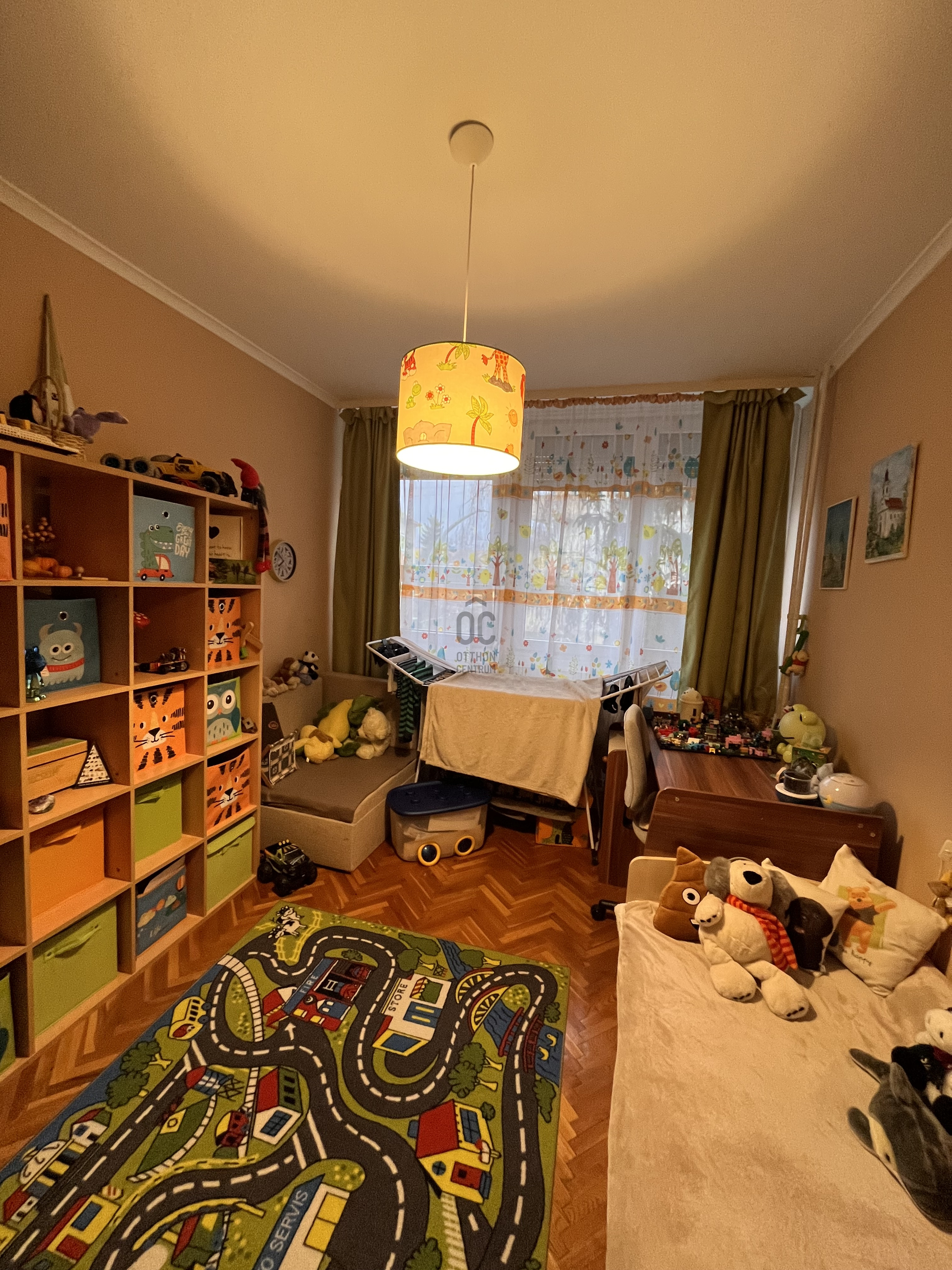 Gallery zoom image