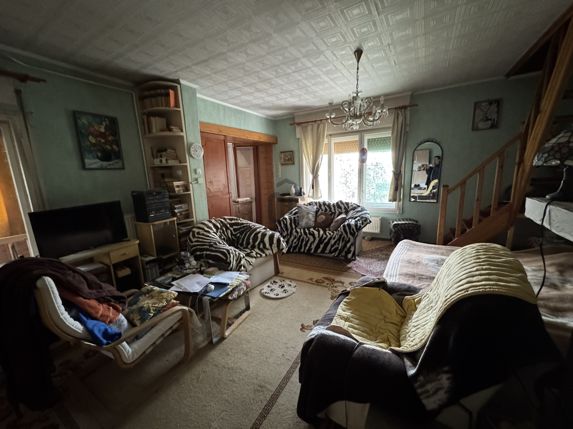 Gallery zoom image