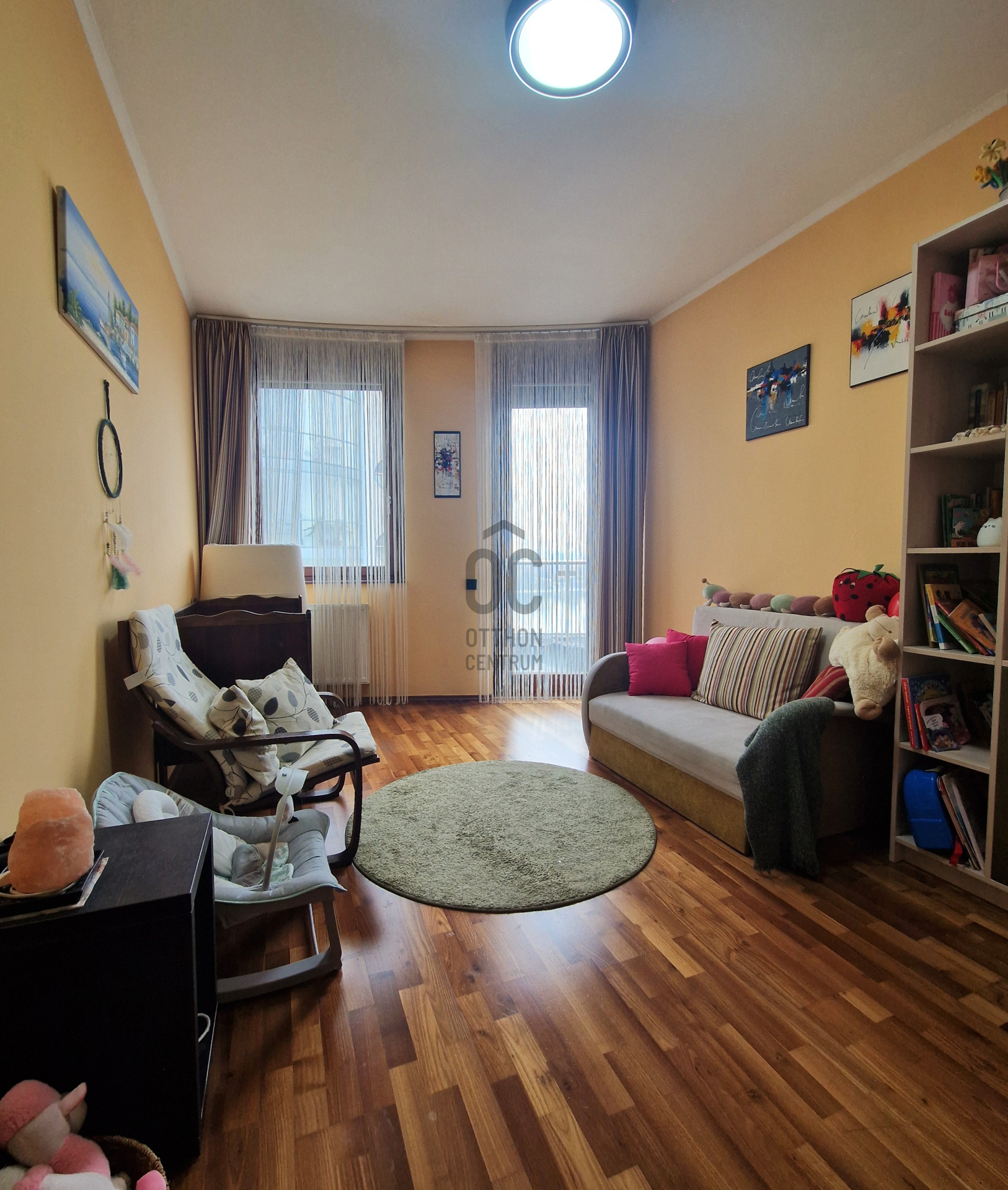 Gallery zoom image