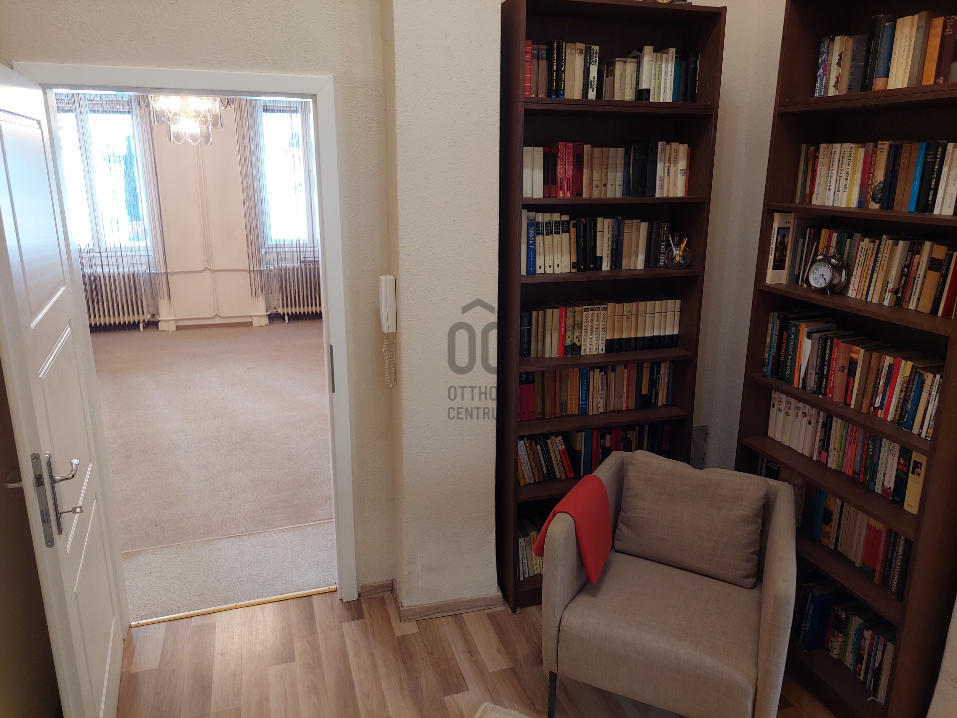 Gallery zoom image