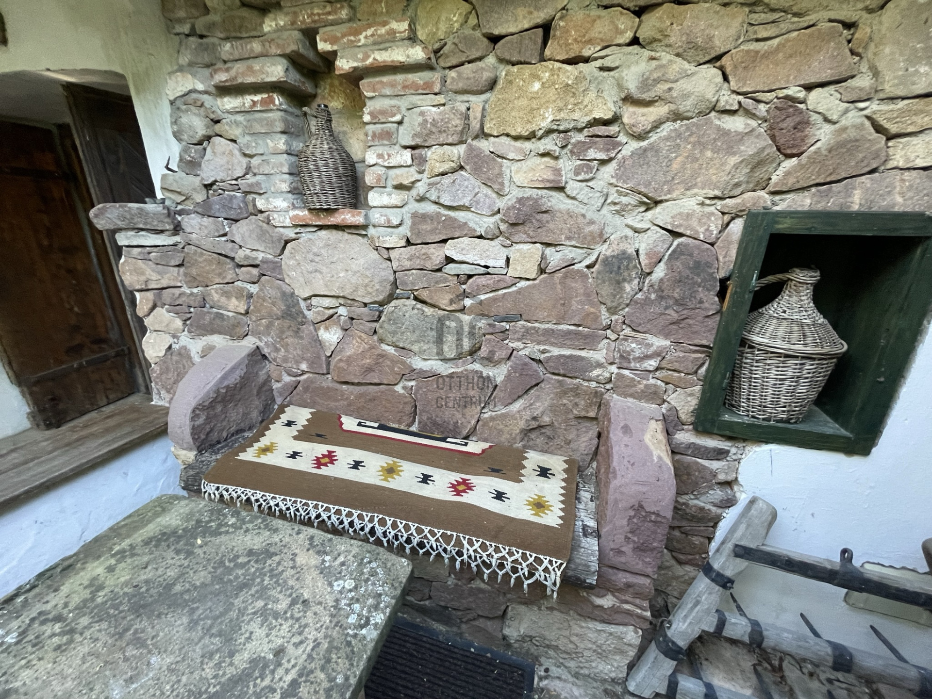 Gallery zoom image