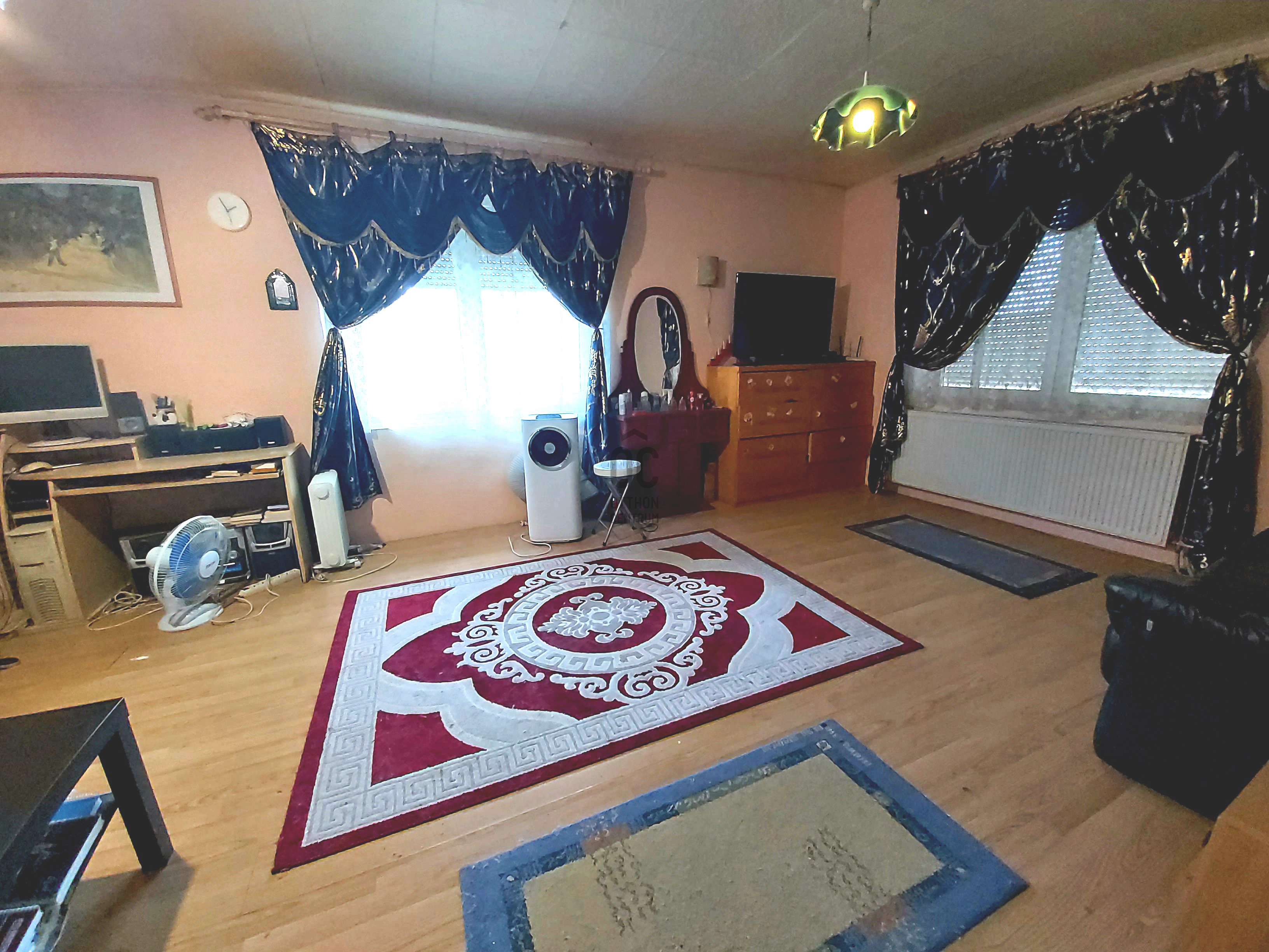 Gallery zoom image