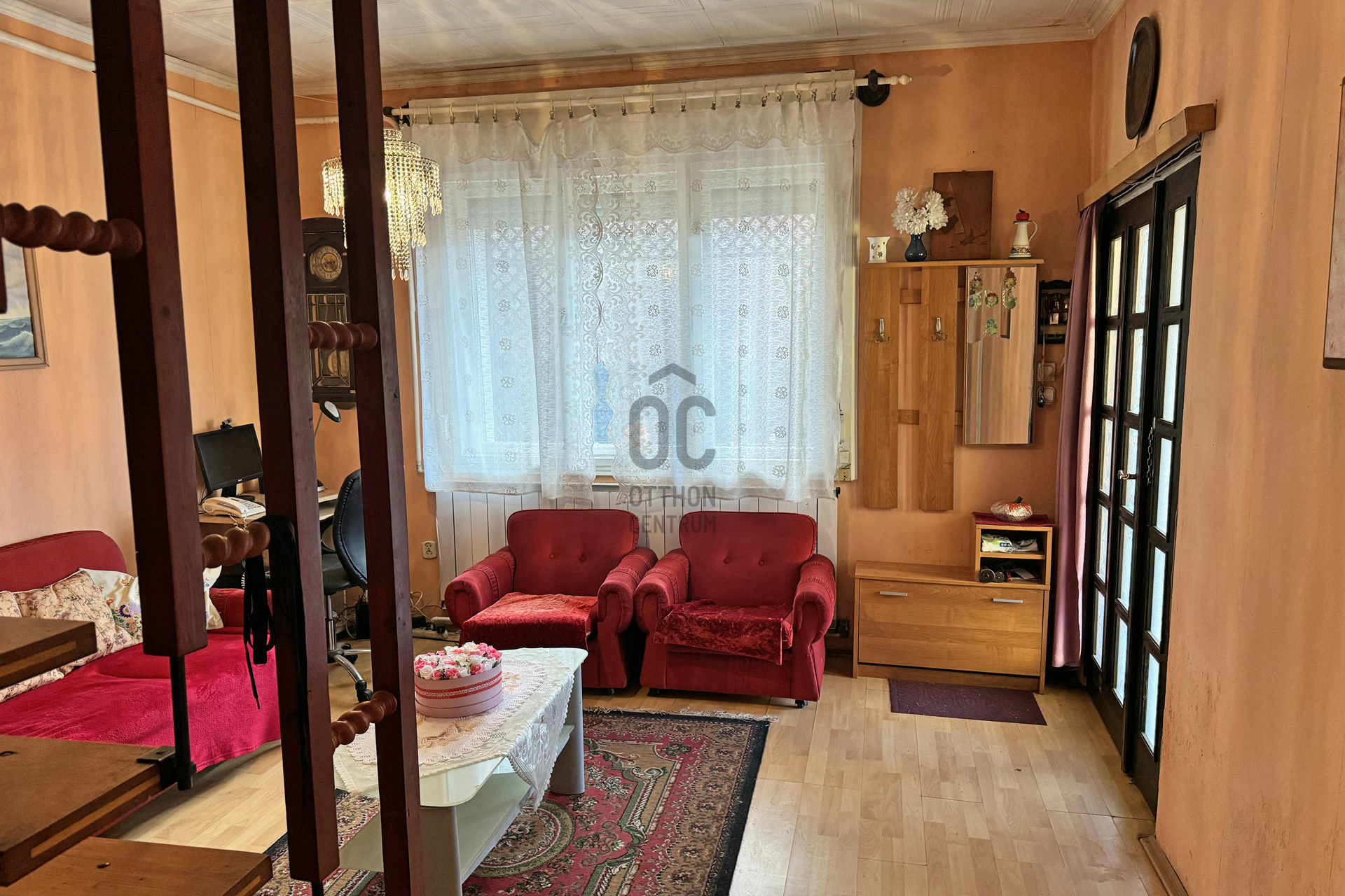Gallery zoom image