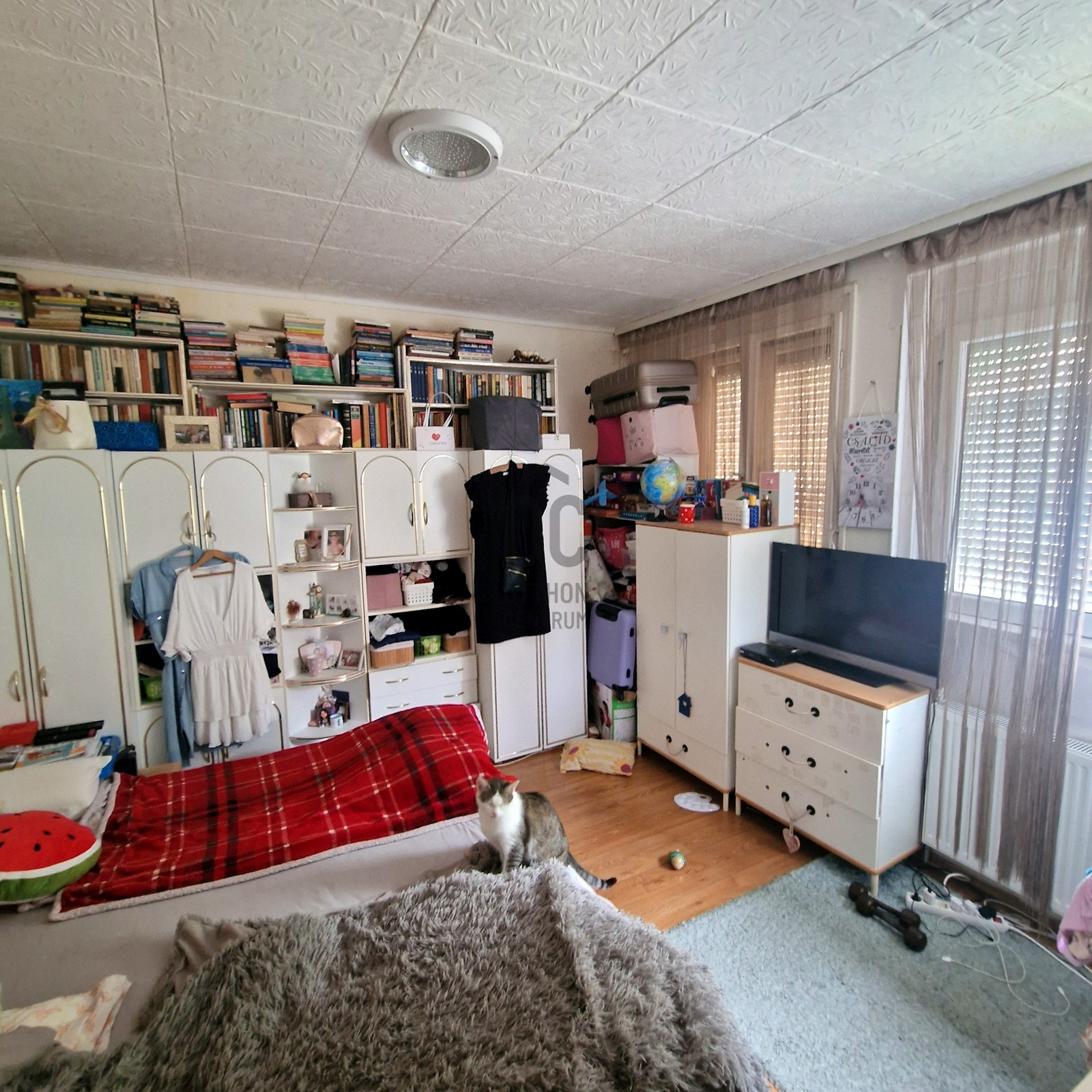 Gallery zoom image
