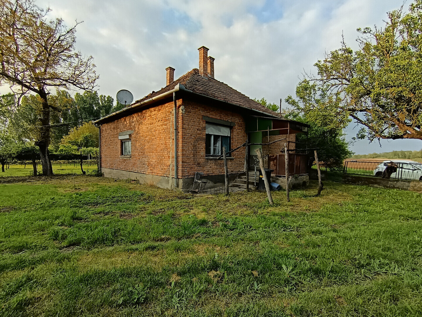 Gallery zoom image
