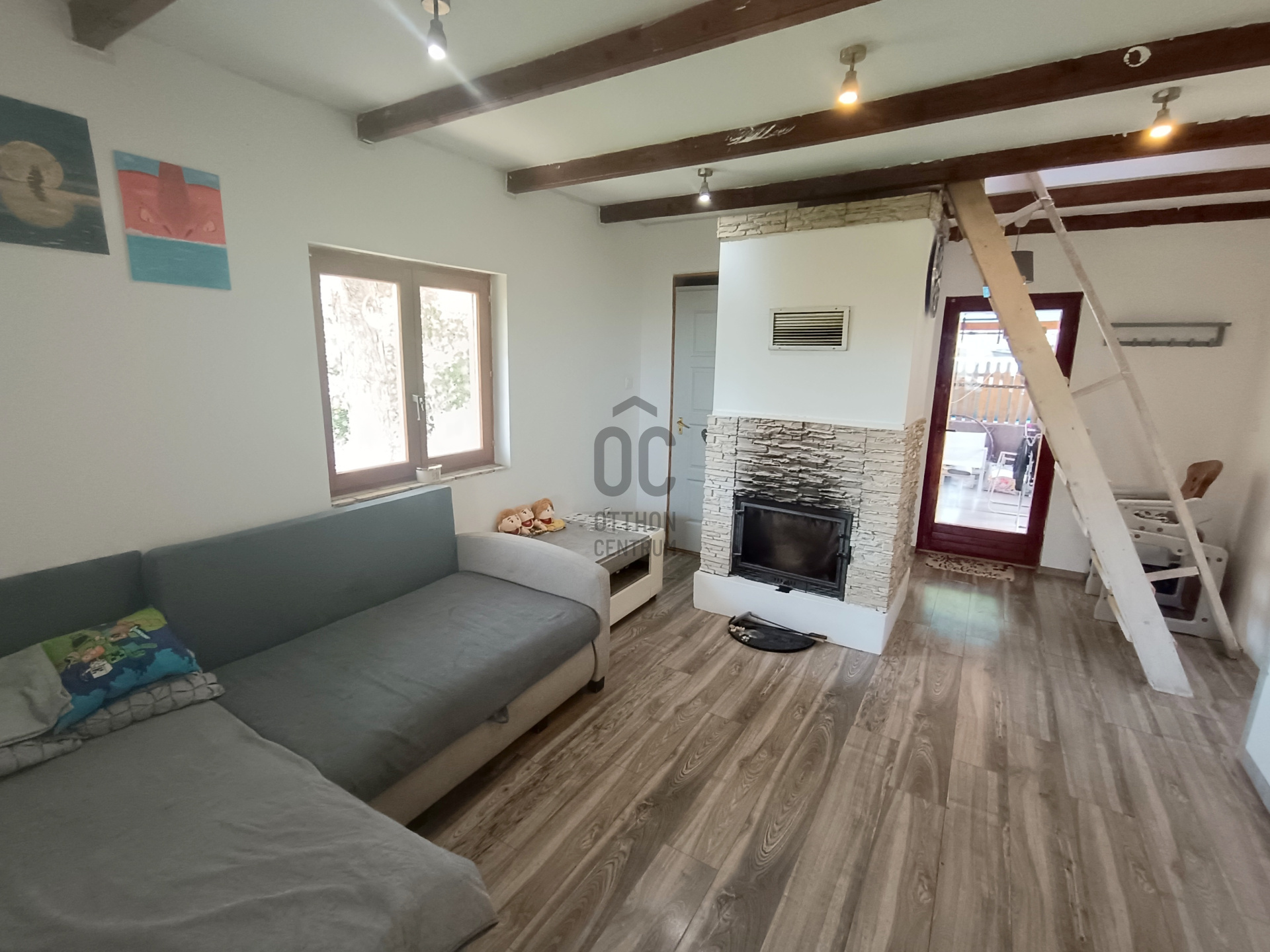 Gallery zoom image