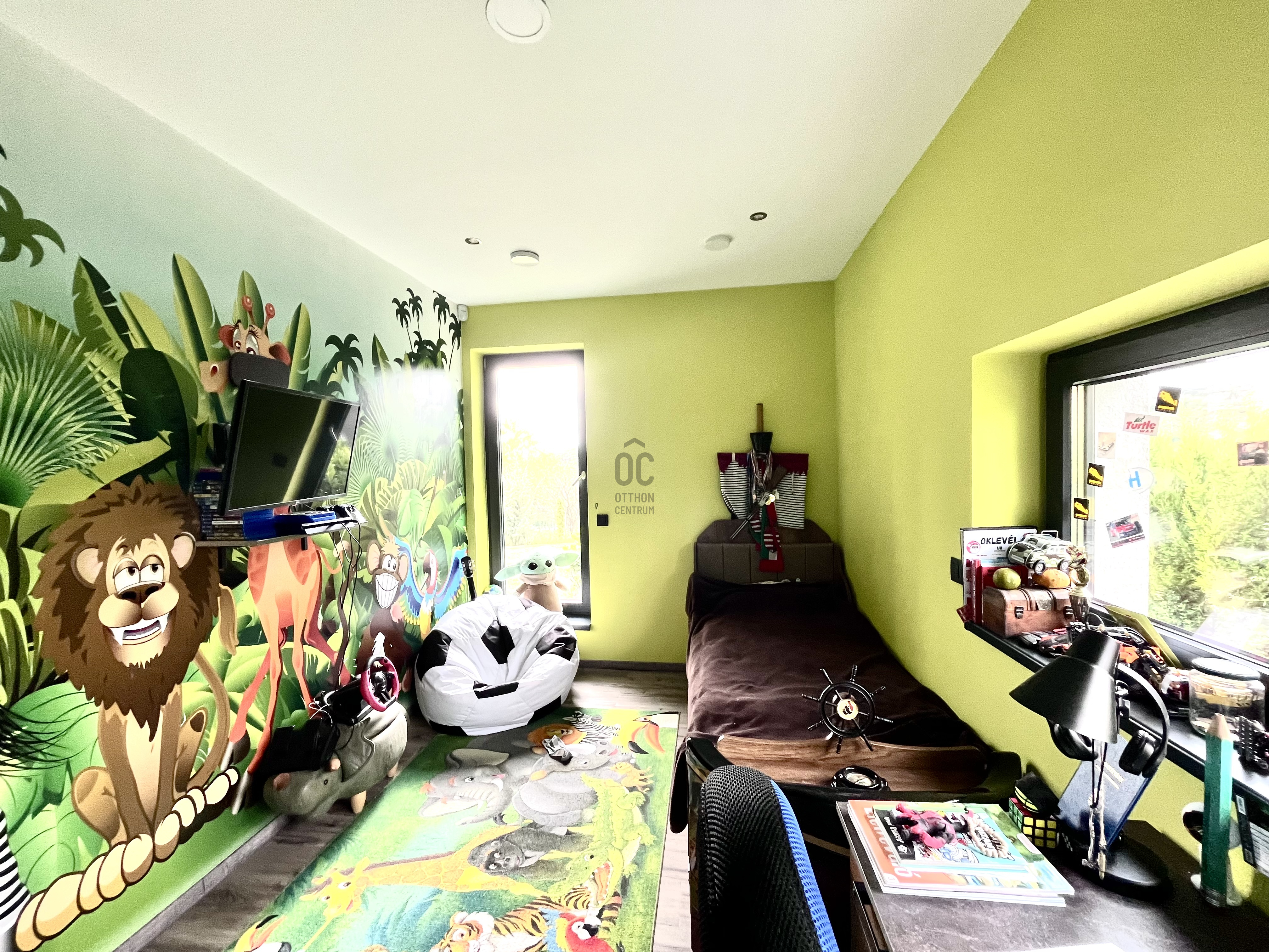 Gallery zoom image