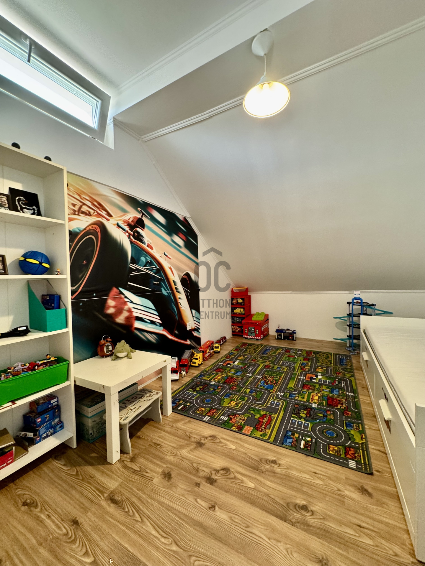 Gallery zoom image