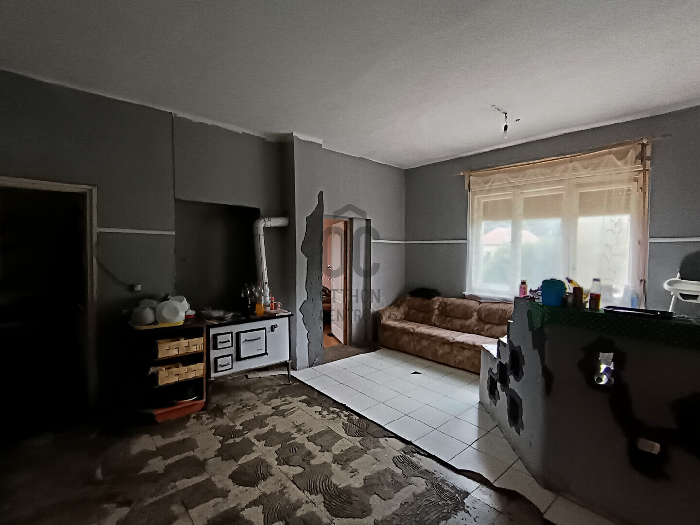 Gallery zoom image