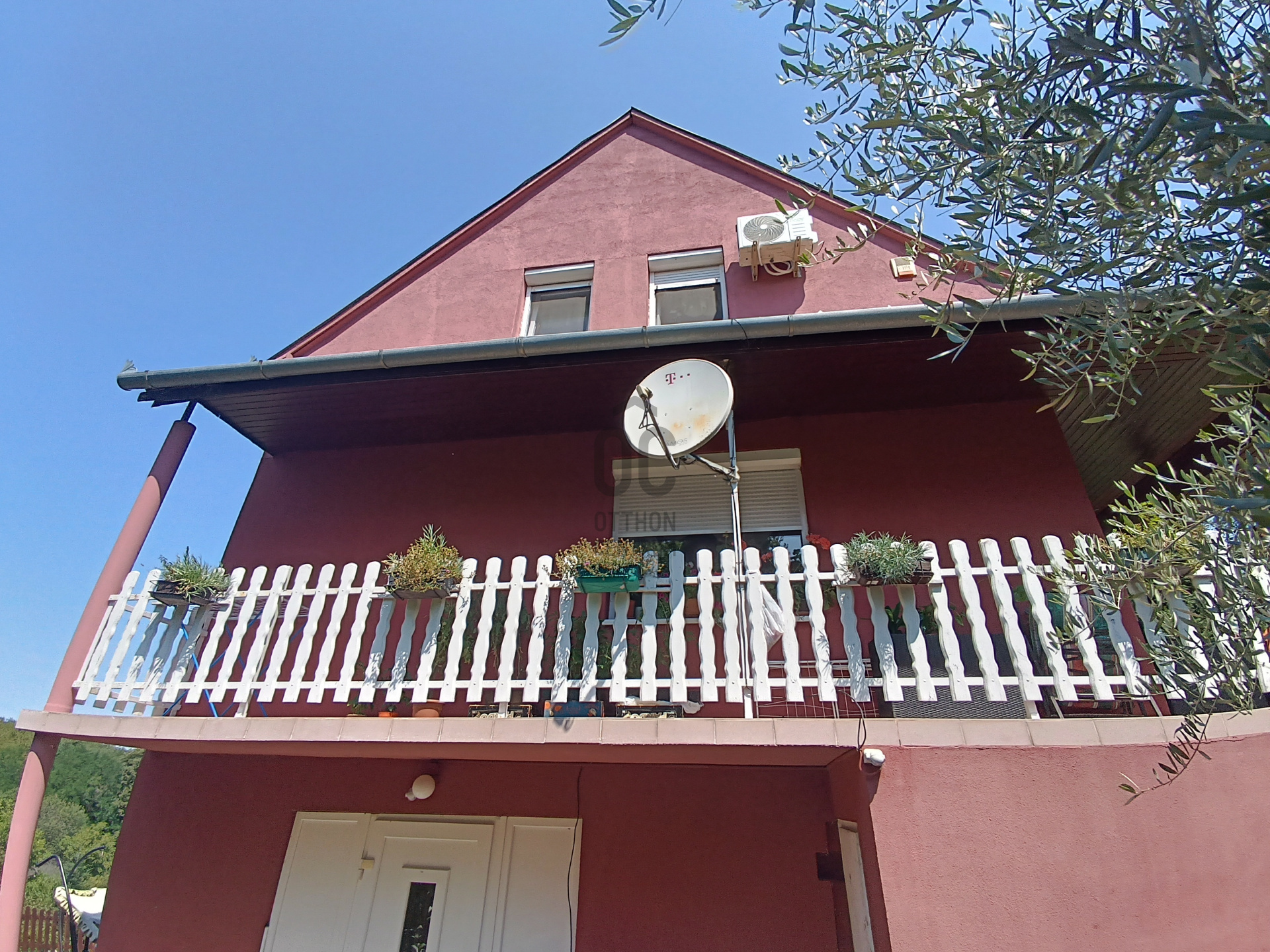 Gallery zoom image