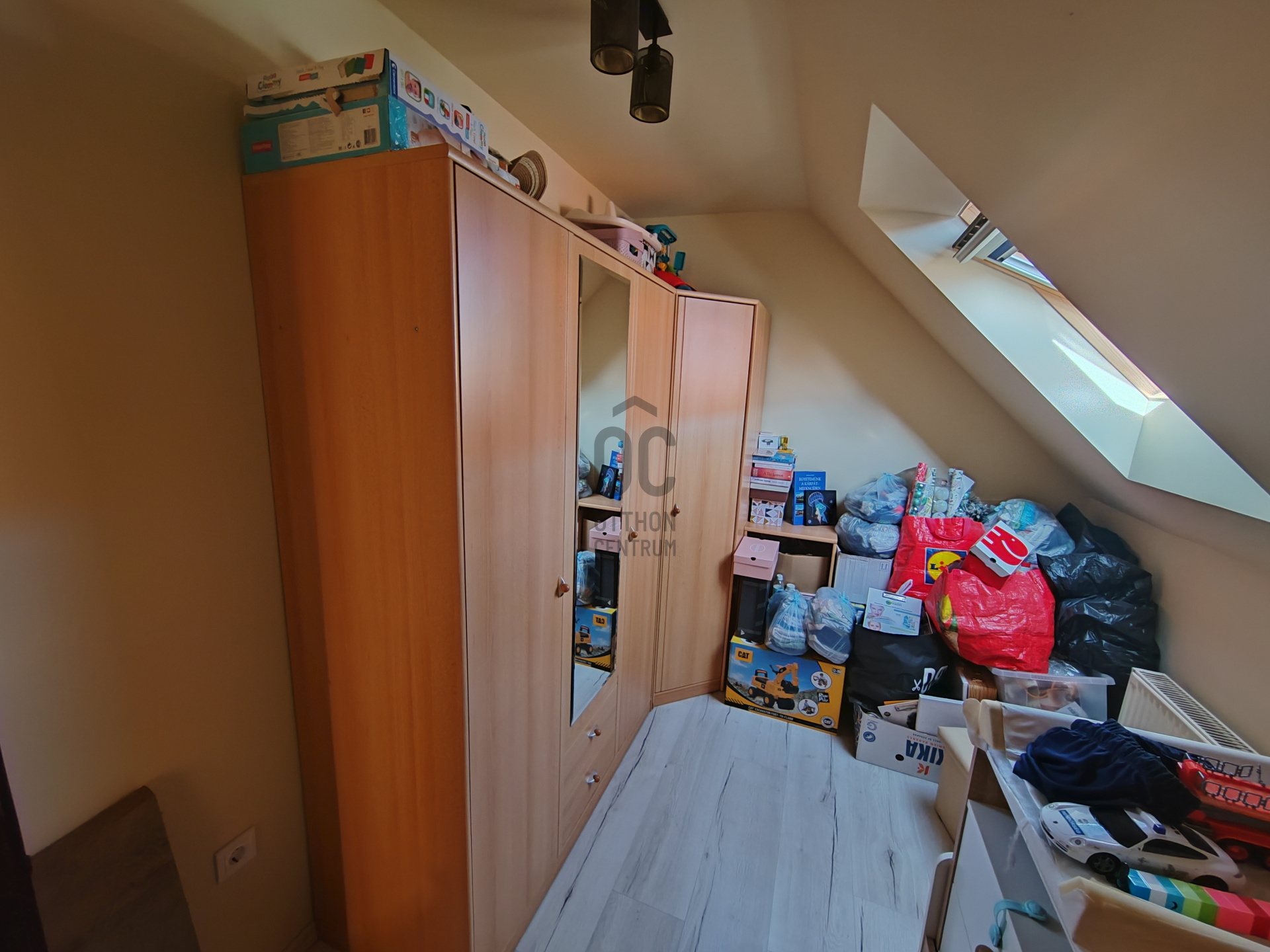 Gallery zoom image