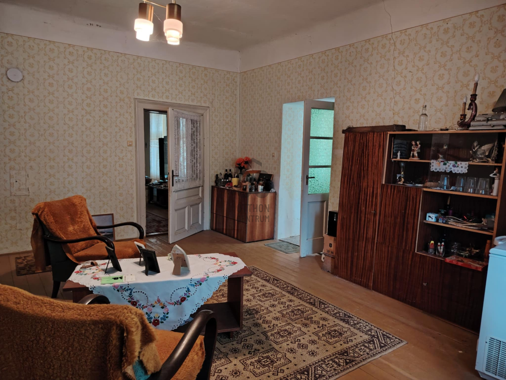 Gallery zoom image