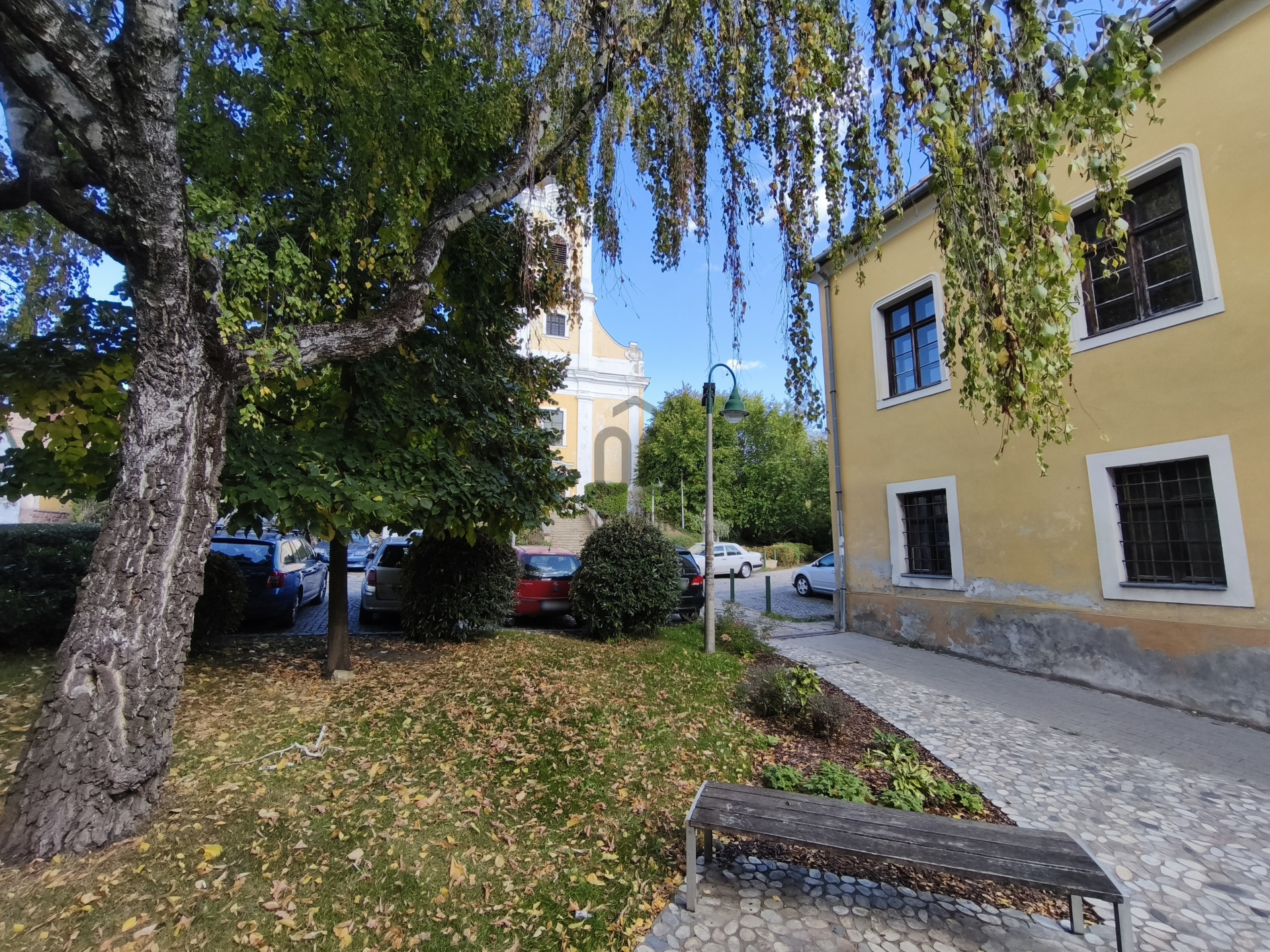 Gallery zoom image