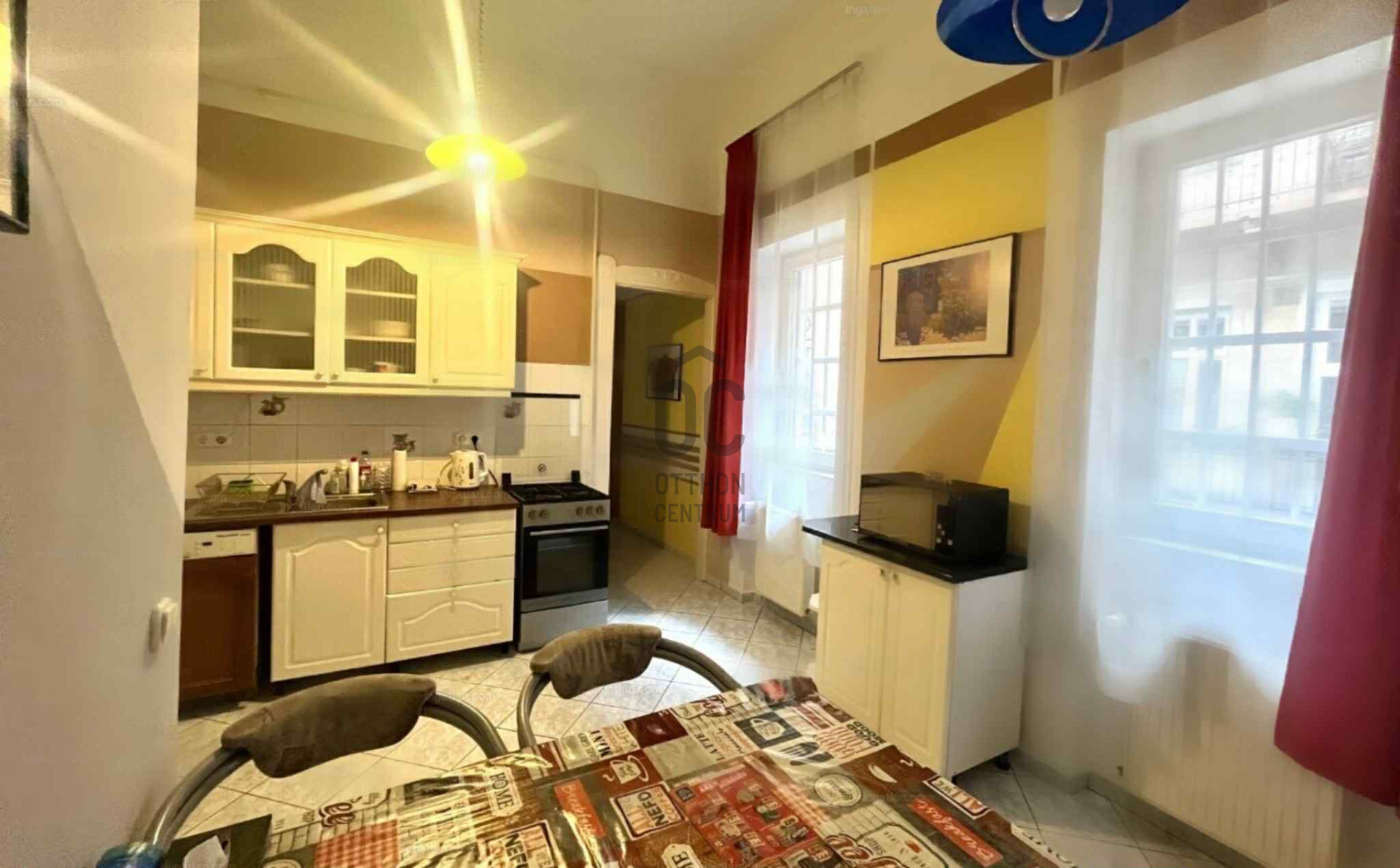 Gallery zoom image