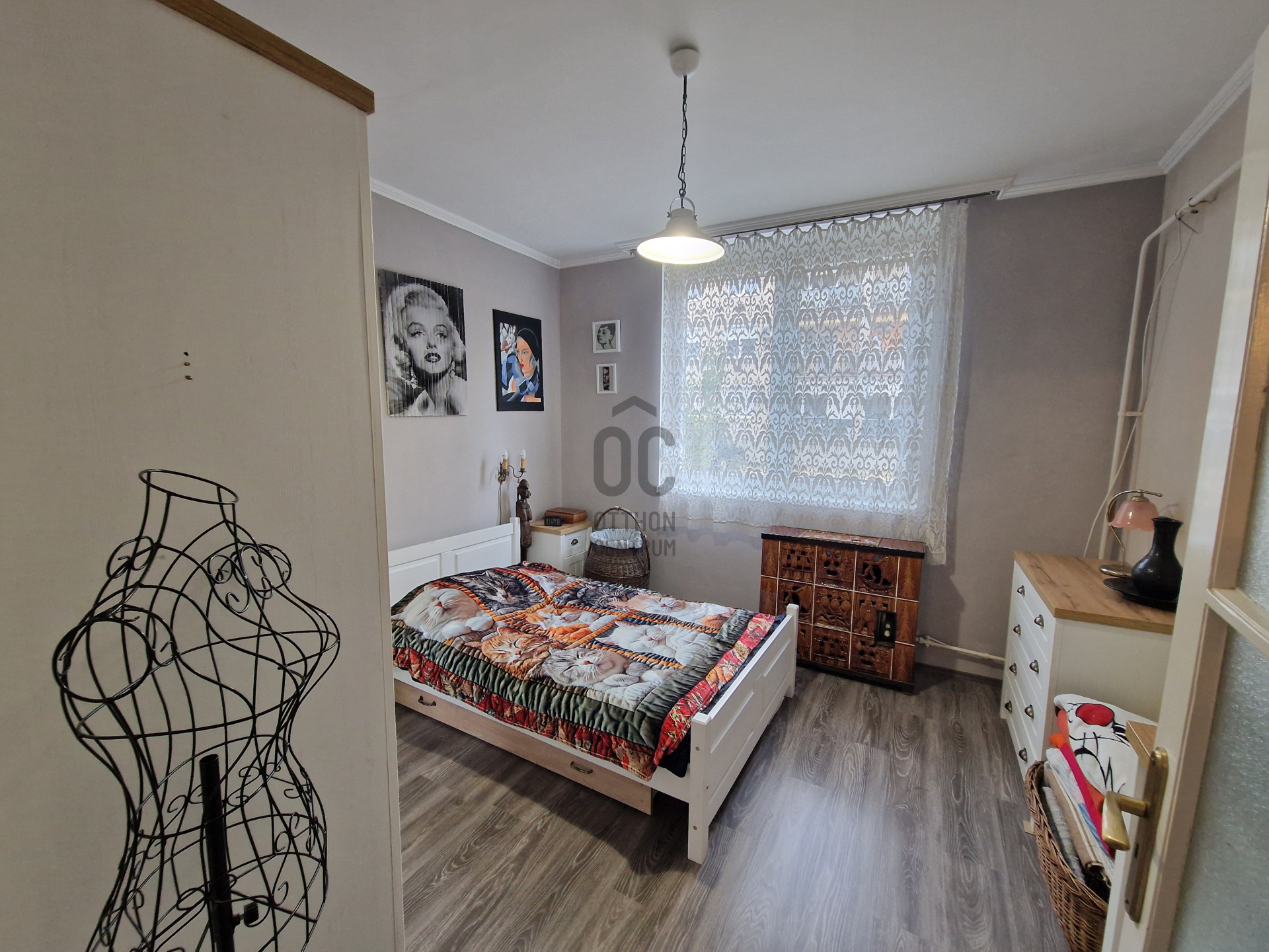 Gallery zoom image