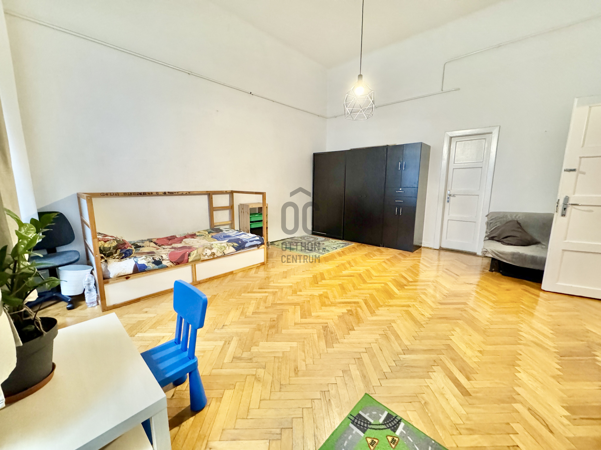 Gallery zoom image