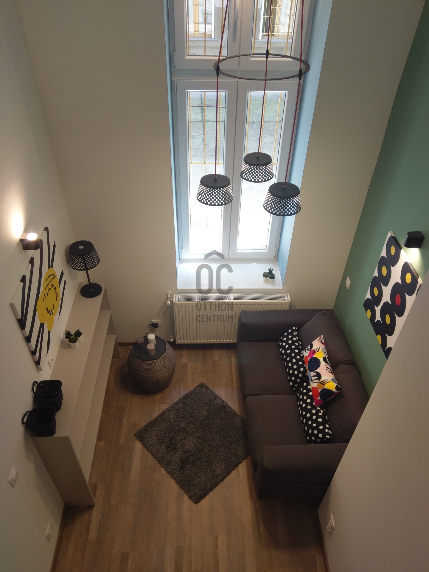 Gallery zoom image