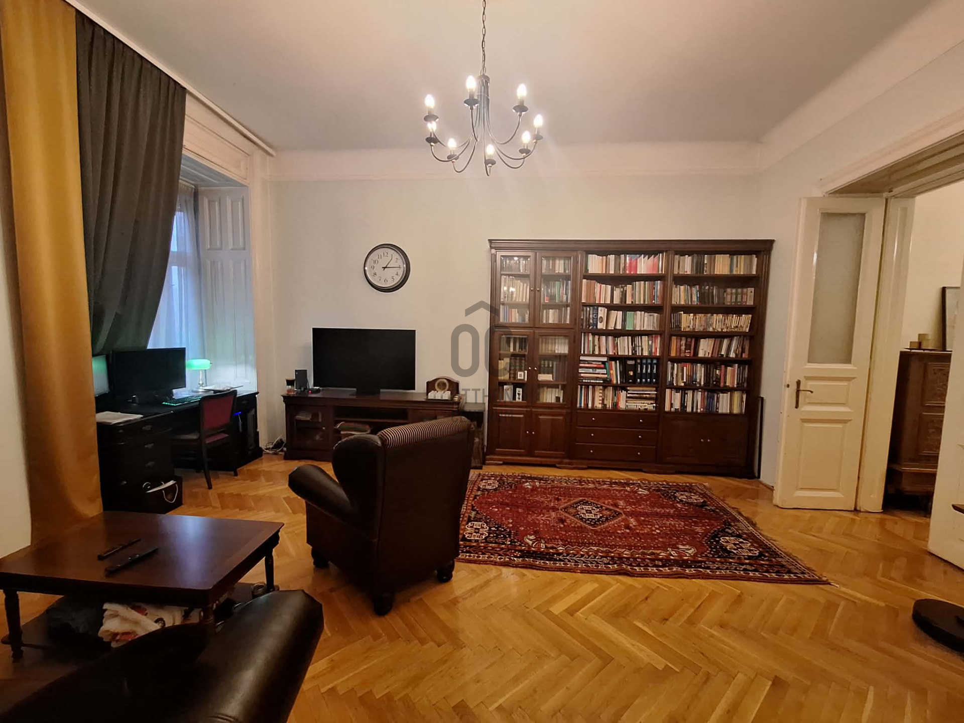 Gallery zoom image