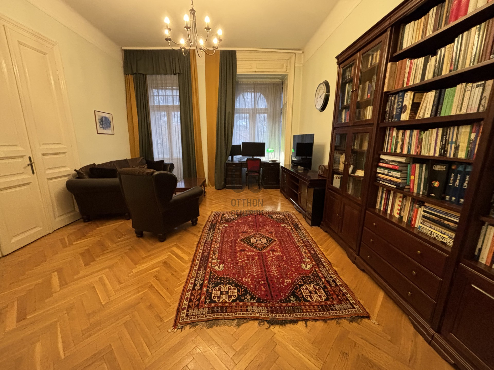 Gallery zoom image