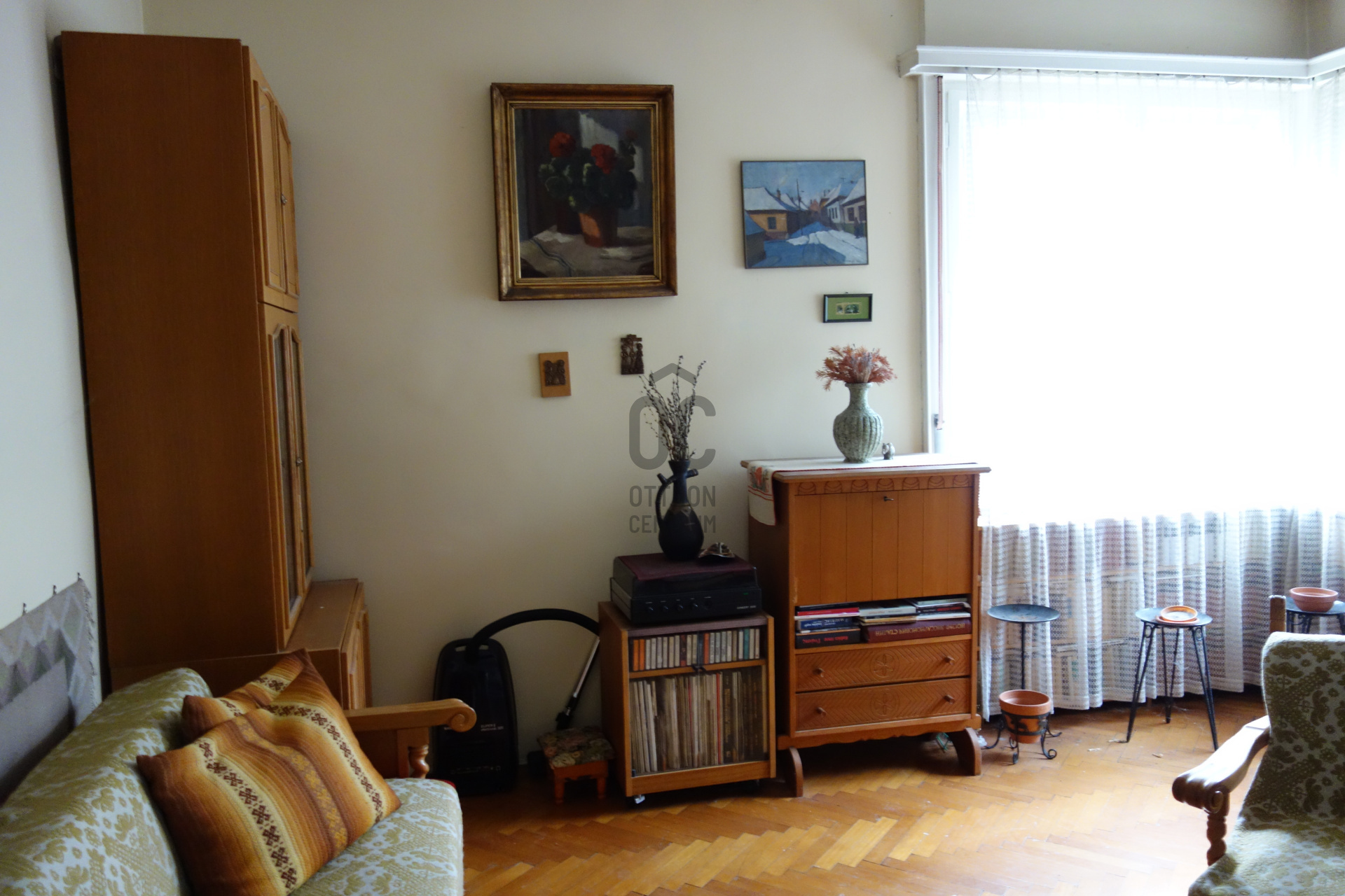 Gallery zoom image