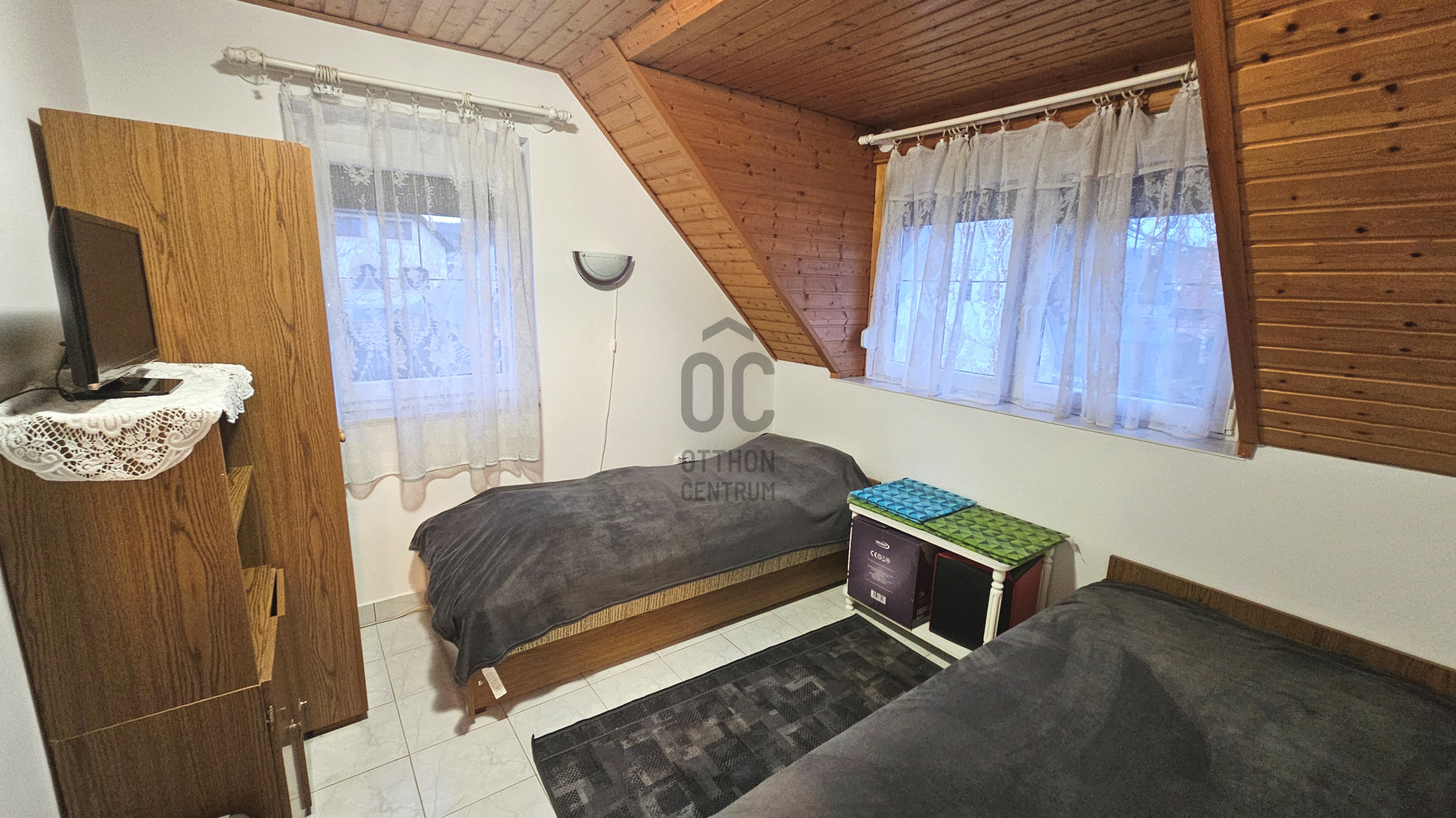 Gallery zoom image