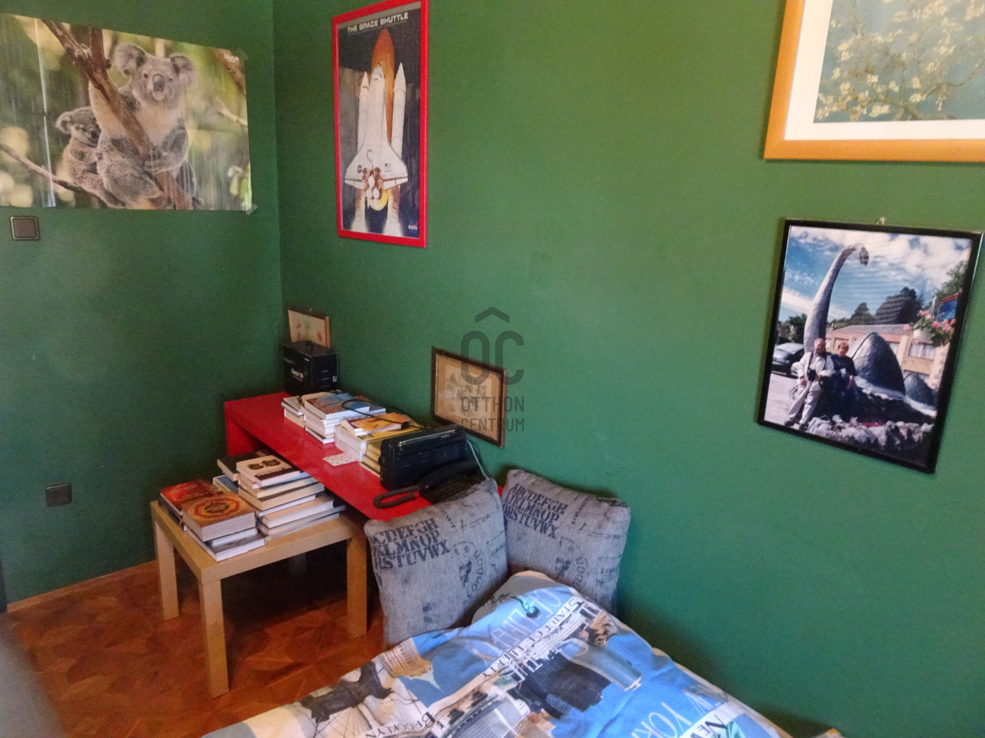 Gallery zoom image