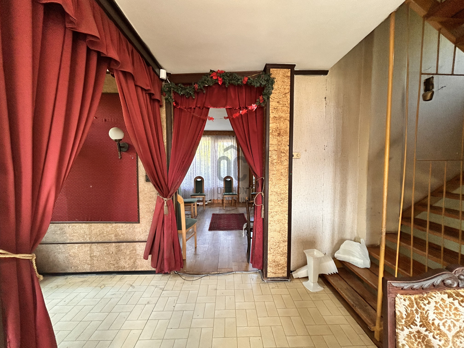 Gallery zoom image