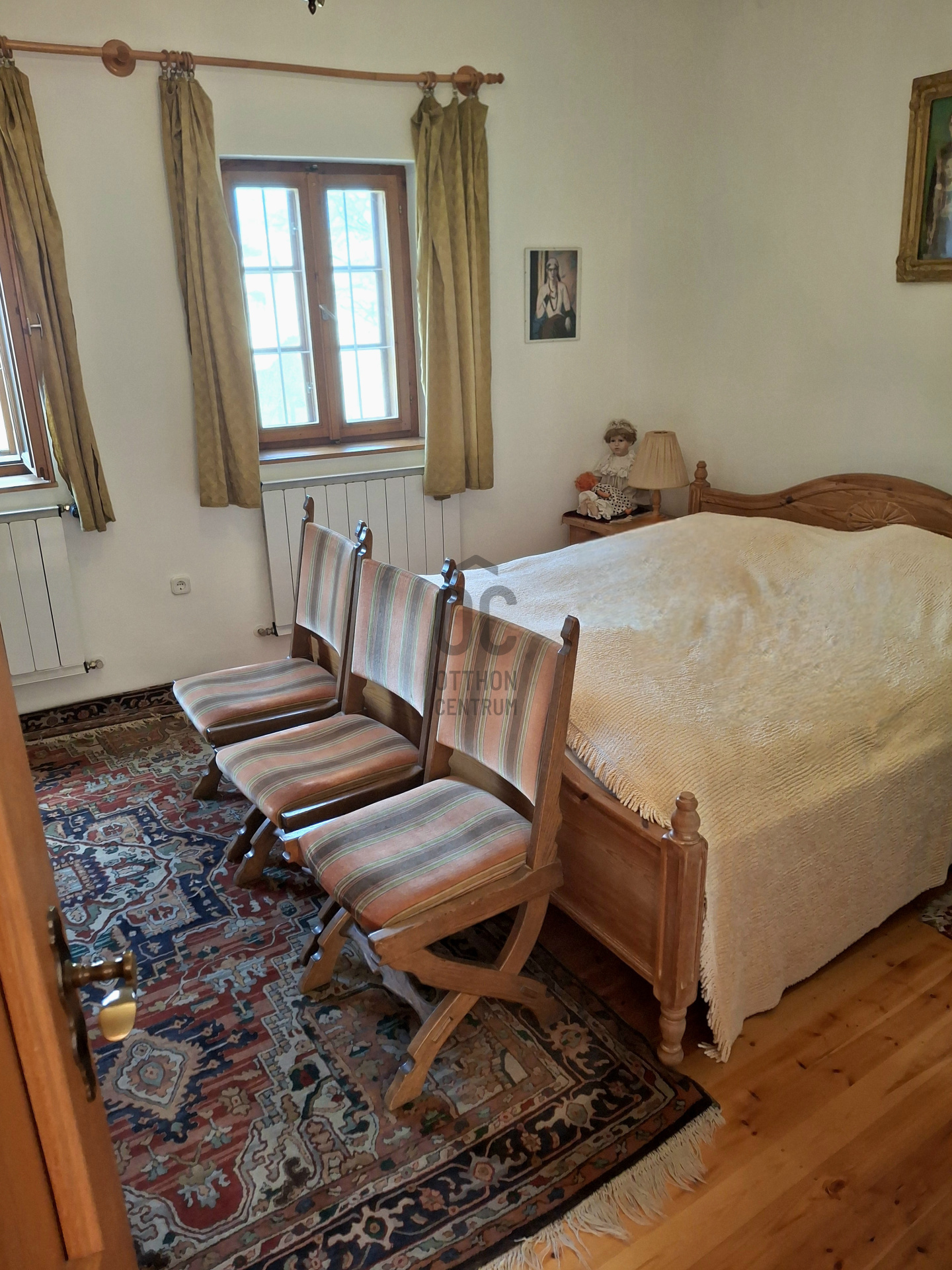 Gallery zoom image