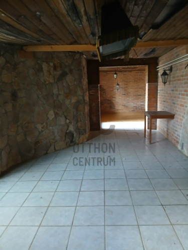 375m² · Üzleti célú · 49.000.000 Ft