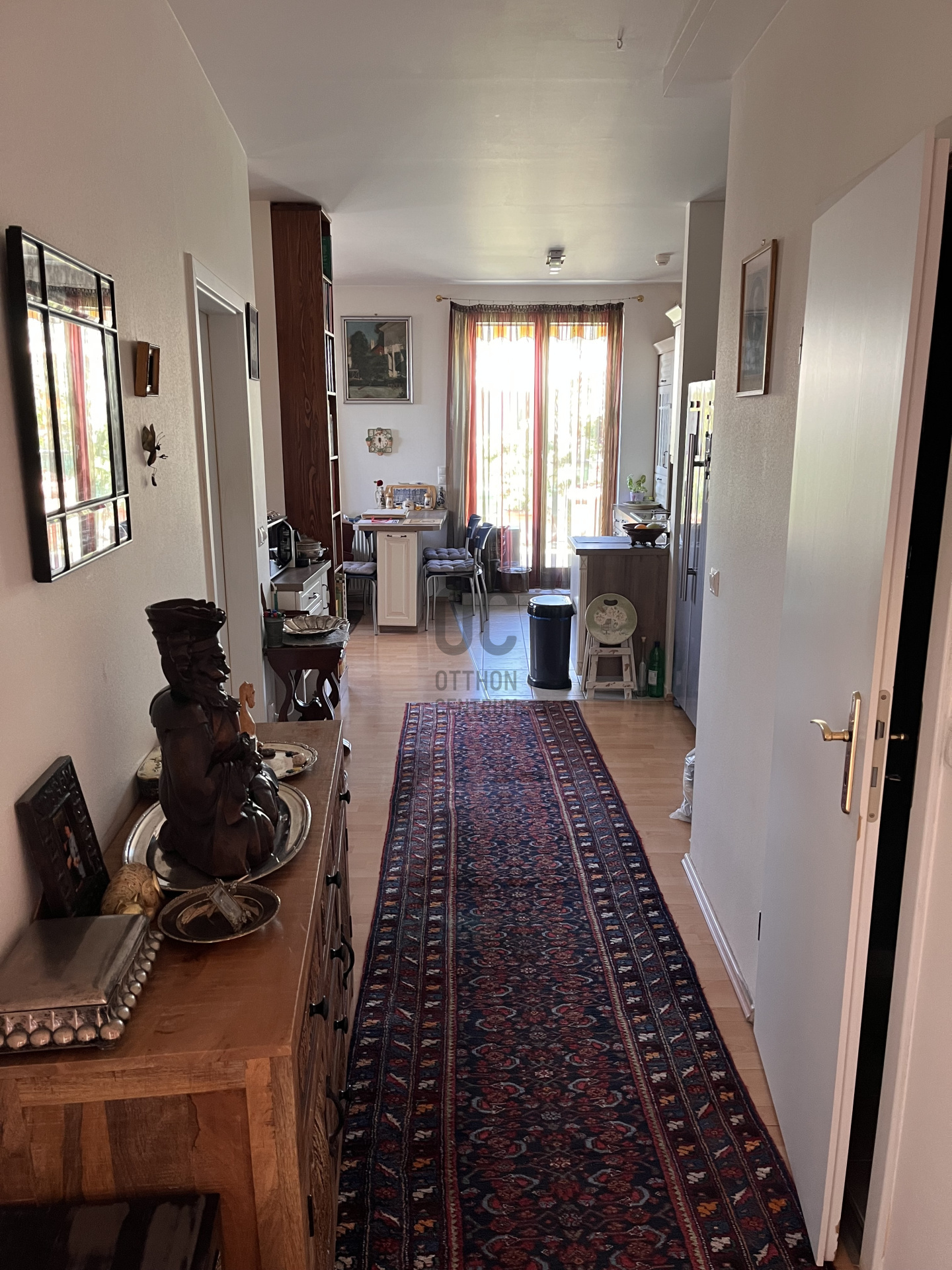 Gallery zoom image