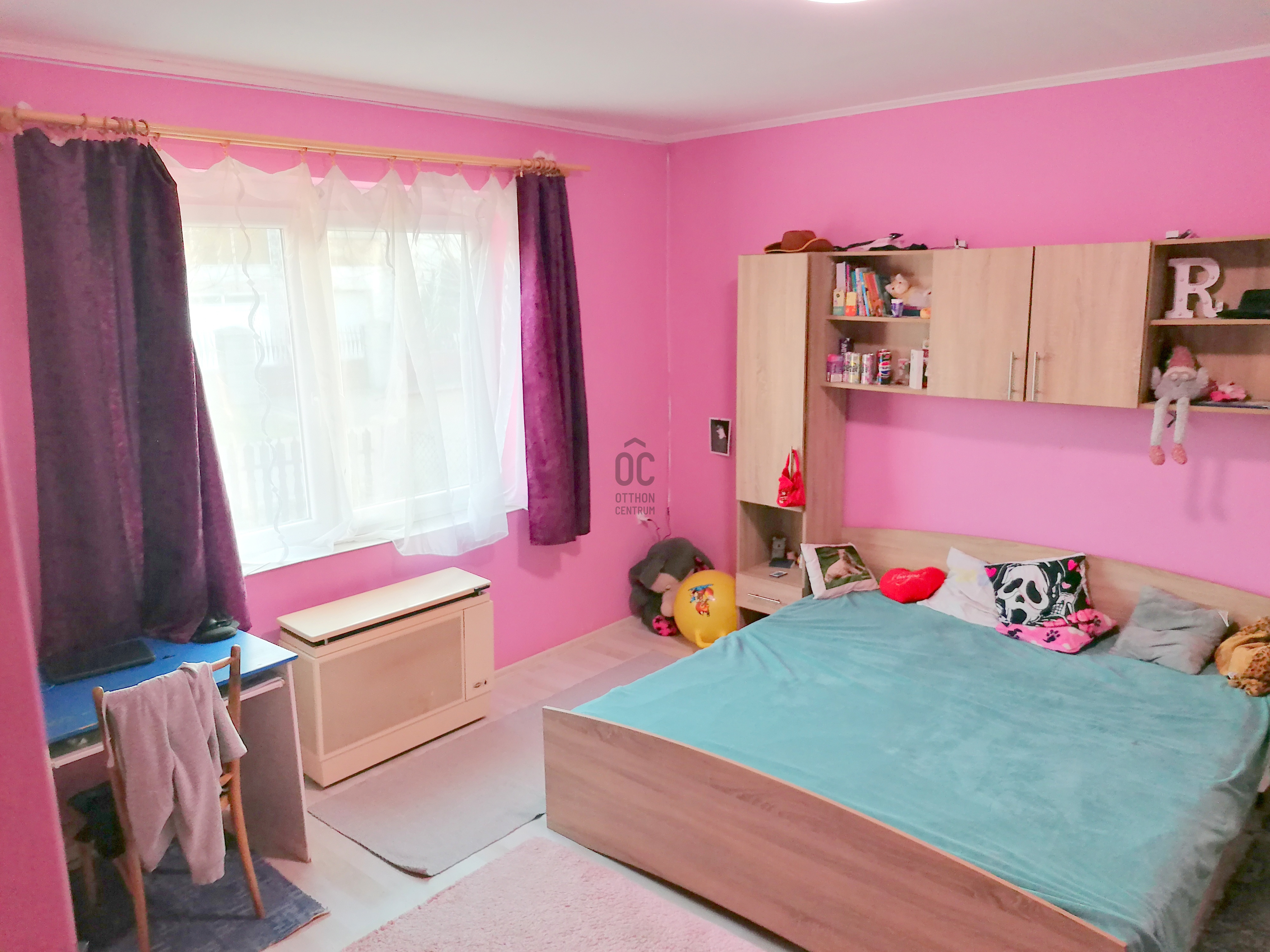 Gallery zoom image