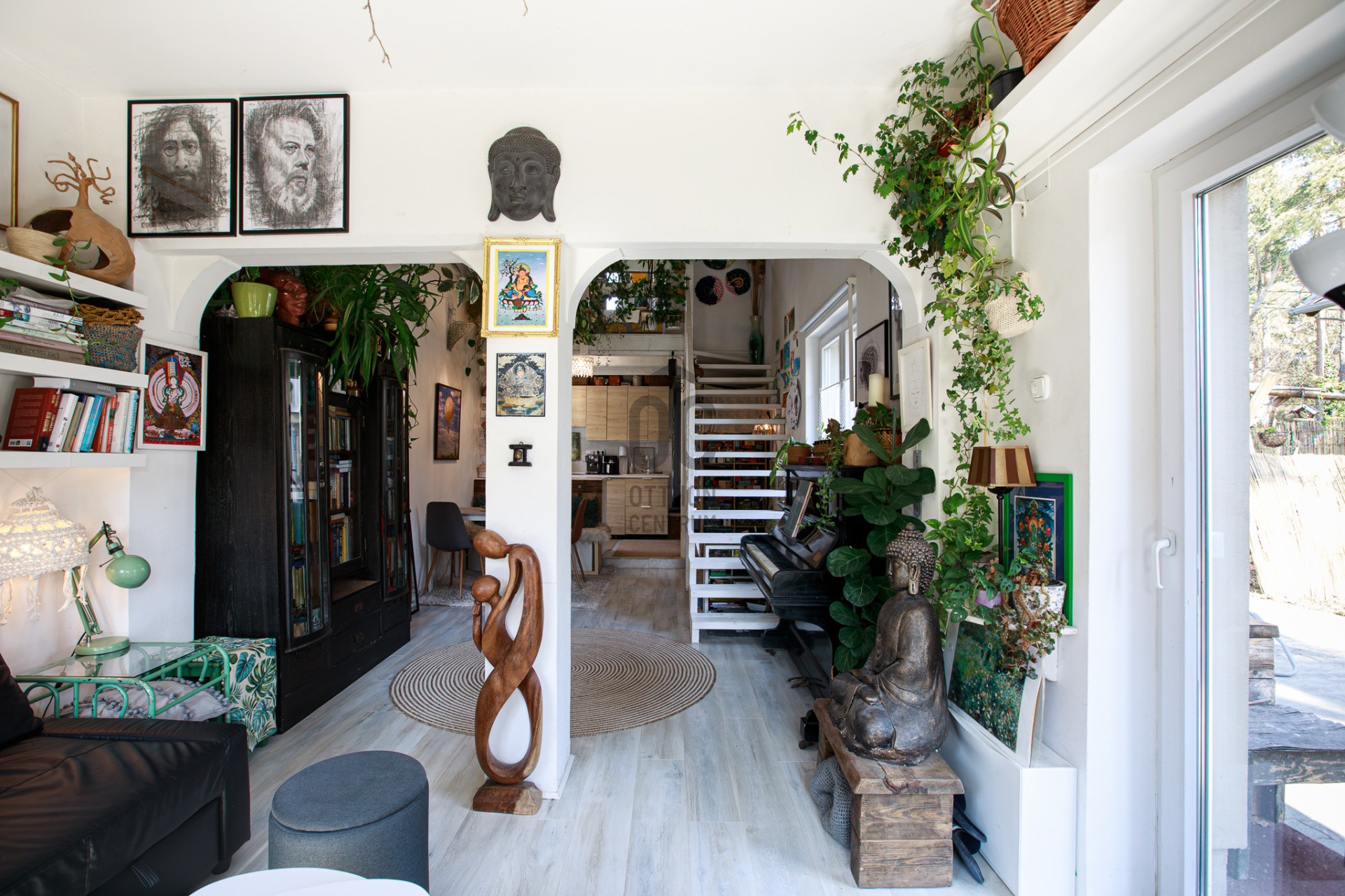 Gallery zoom image