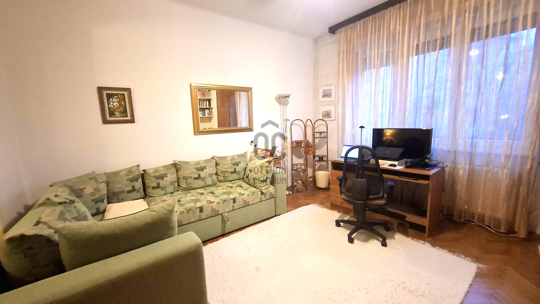 Gallery zoom image