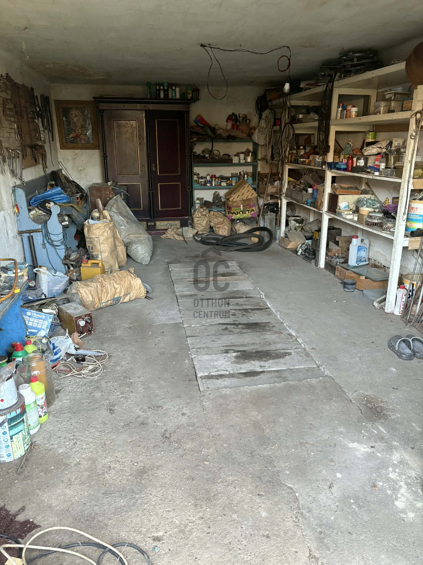 Gallery zoom image