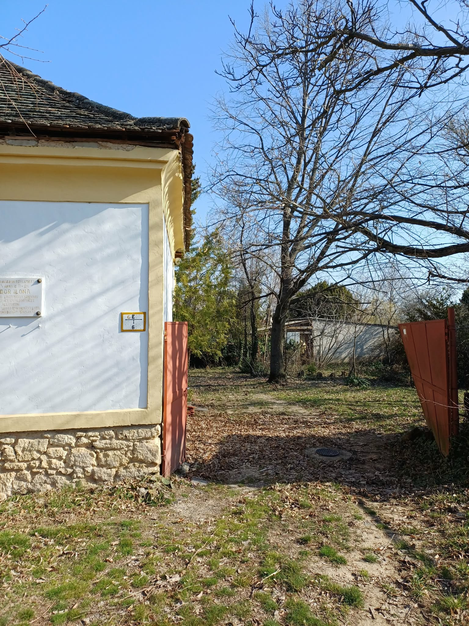 Gallery zoom image