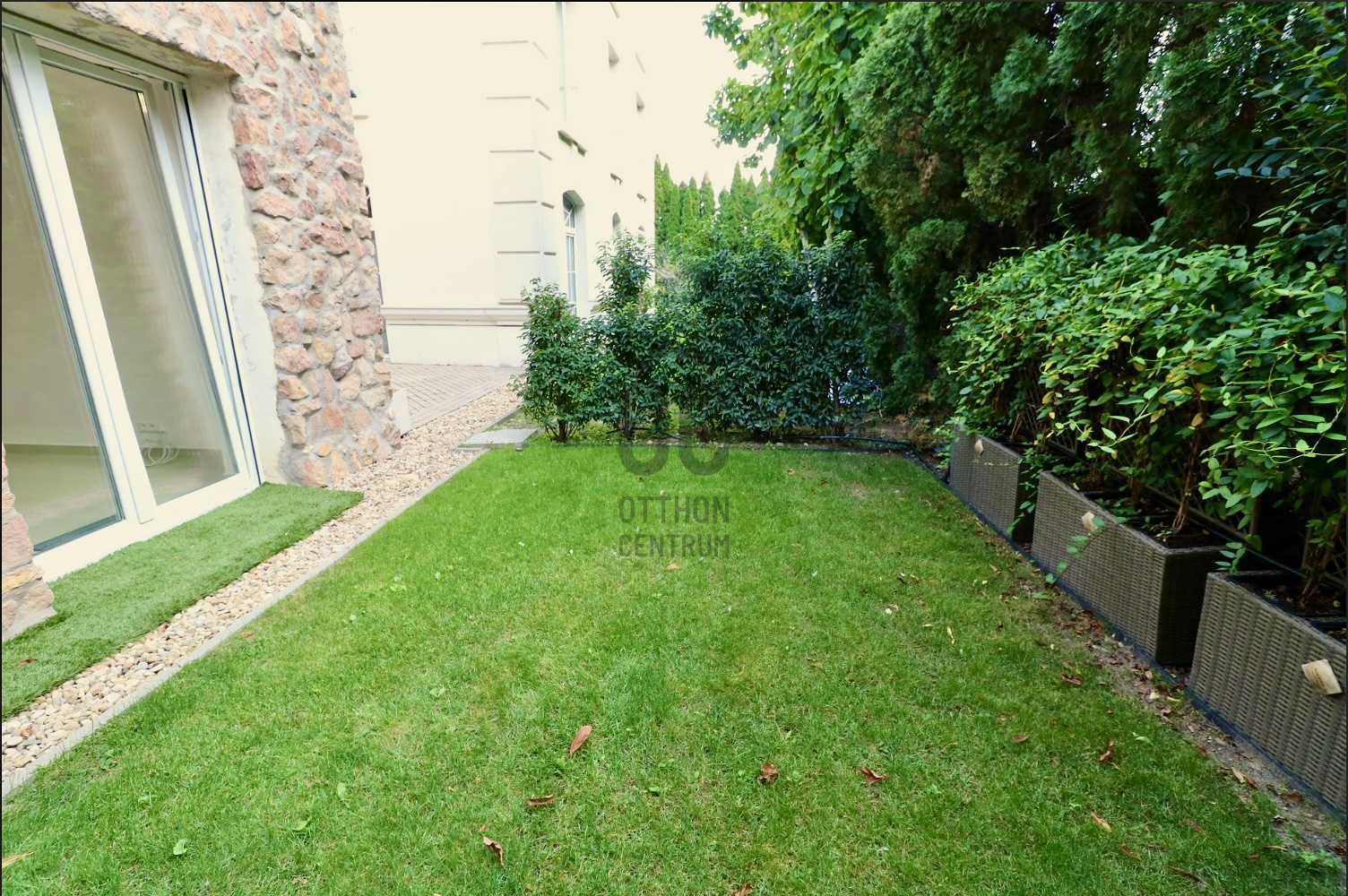 Gallery zoom image