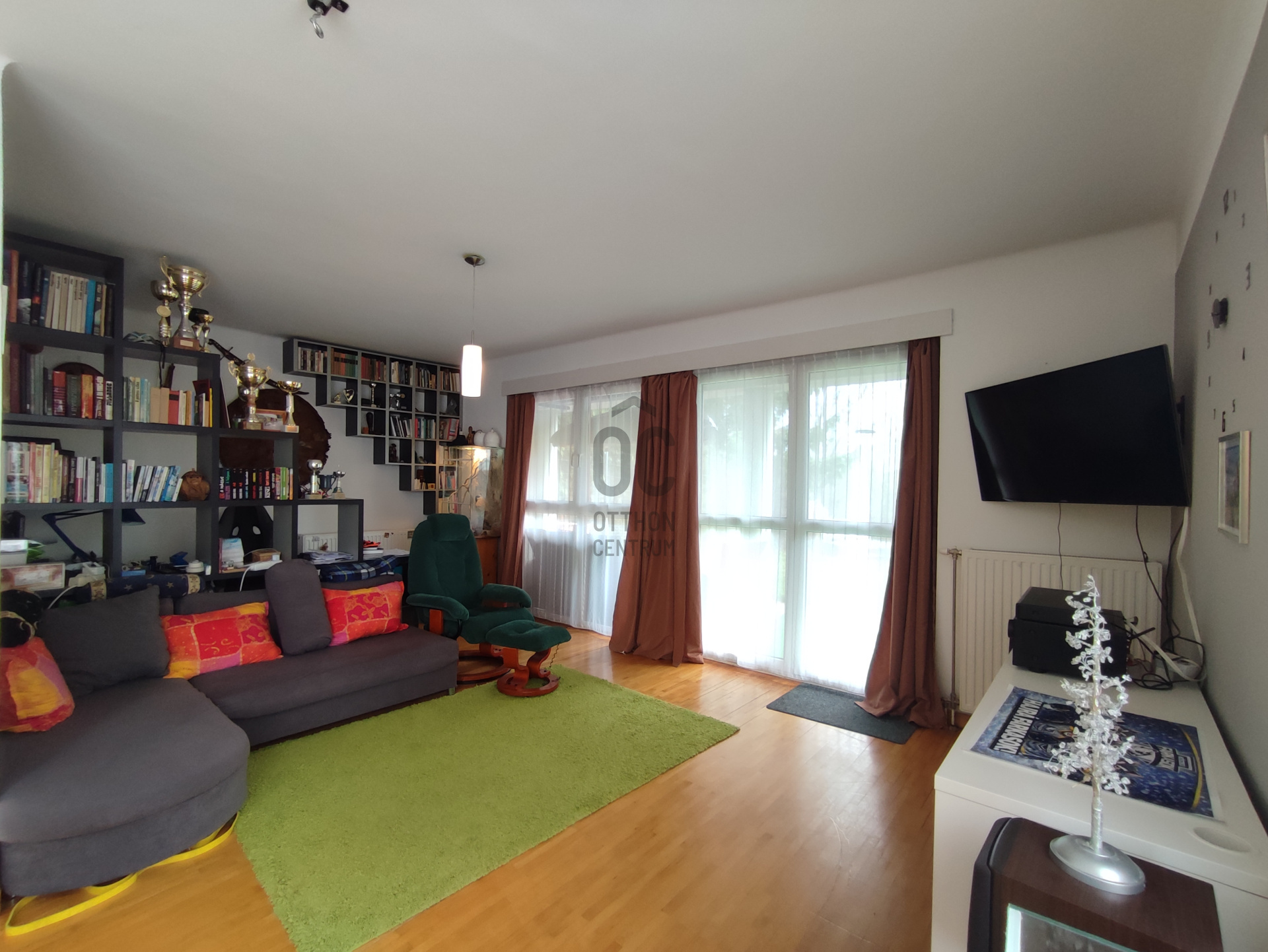 Gallery zoom image