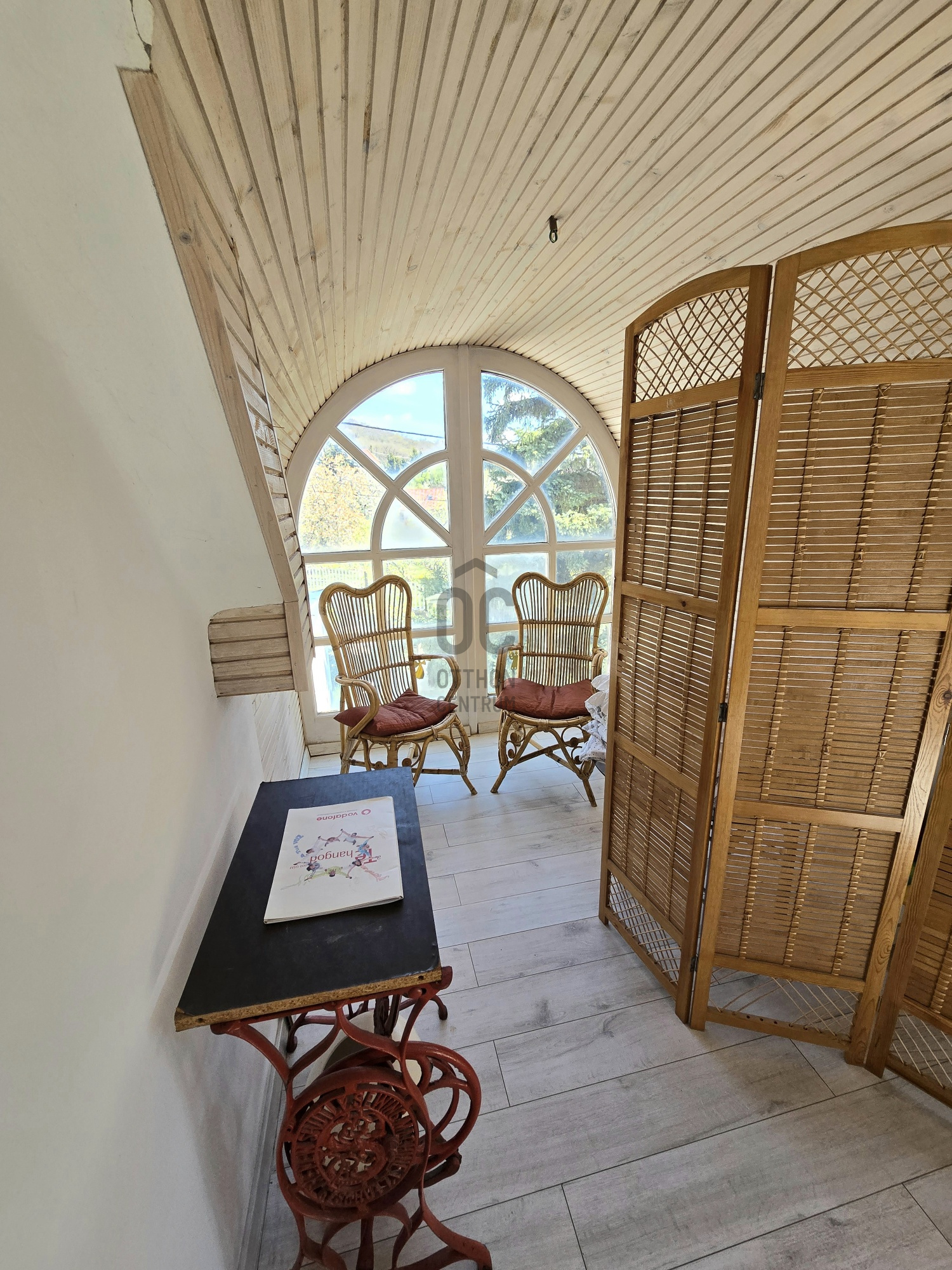 Gallery zoom image