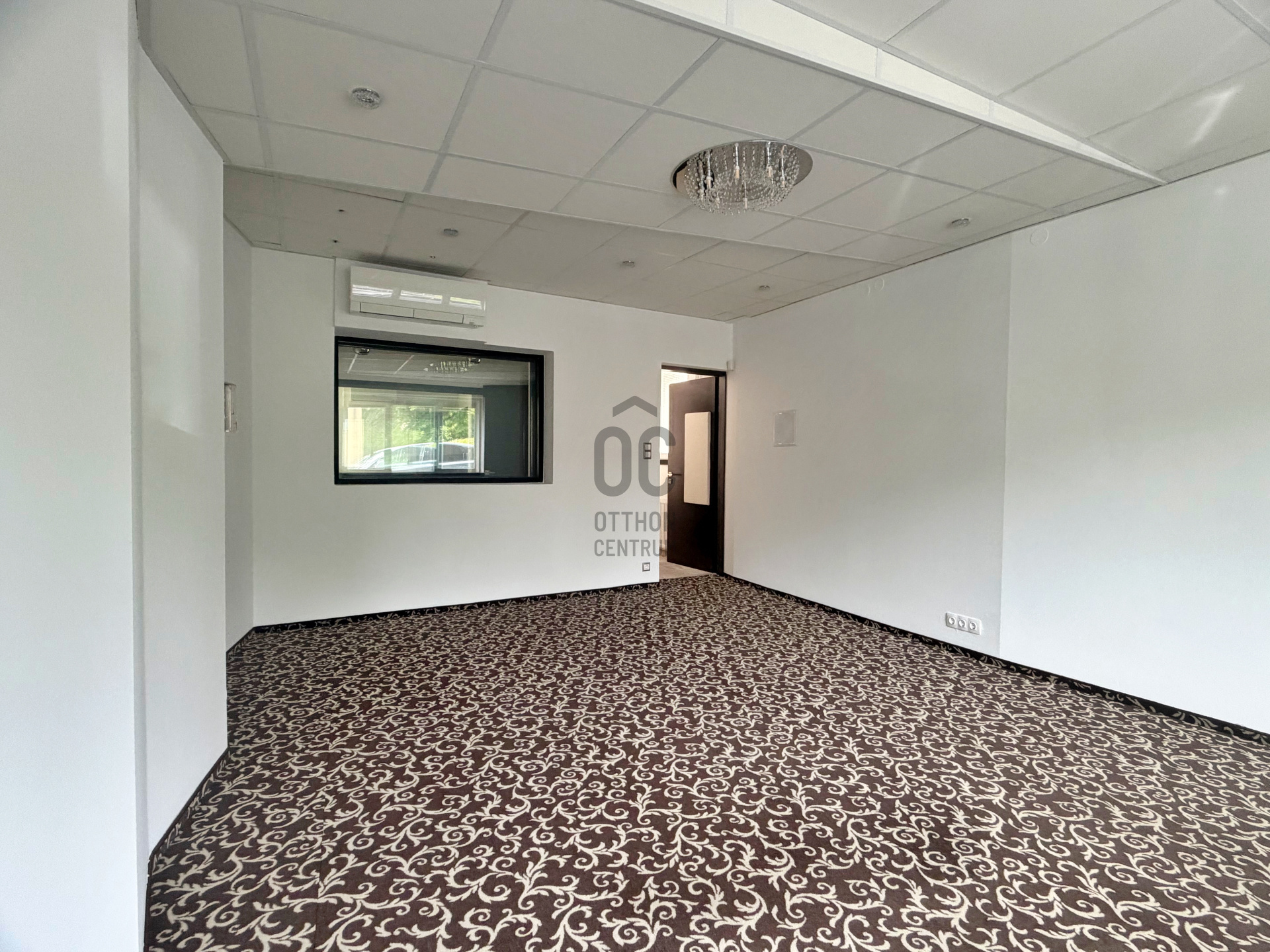 Gallery zoom image