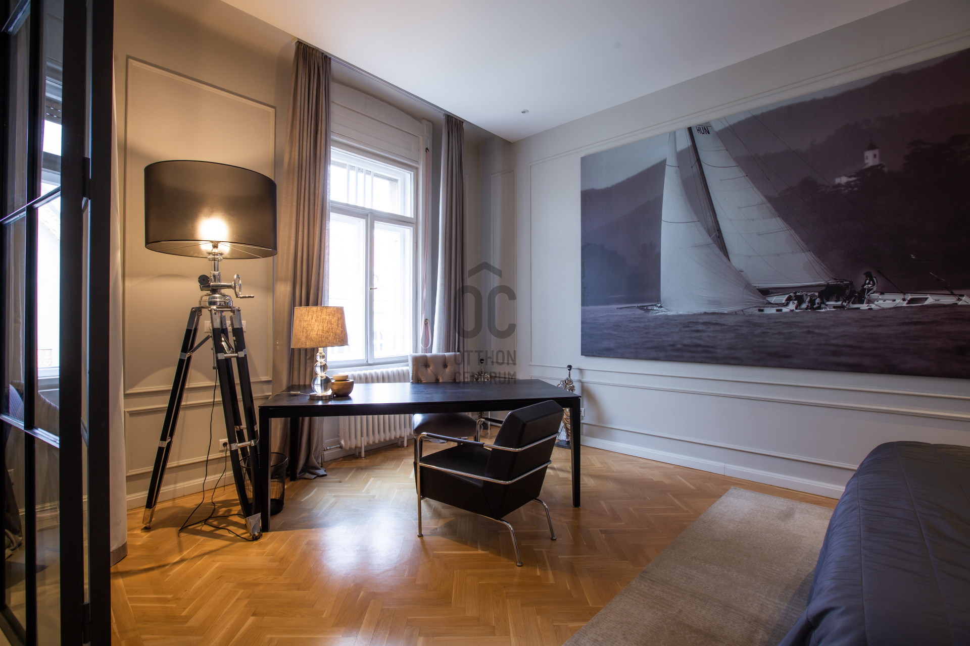 Gallery zoom image