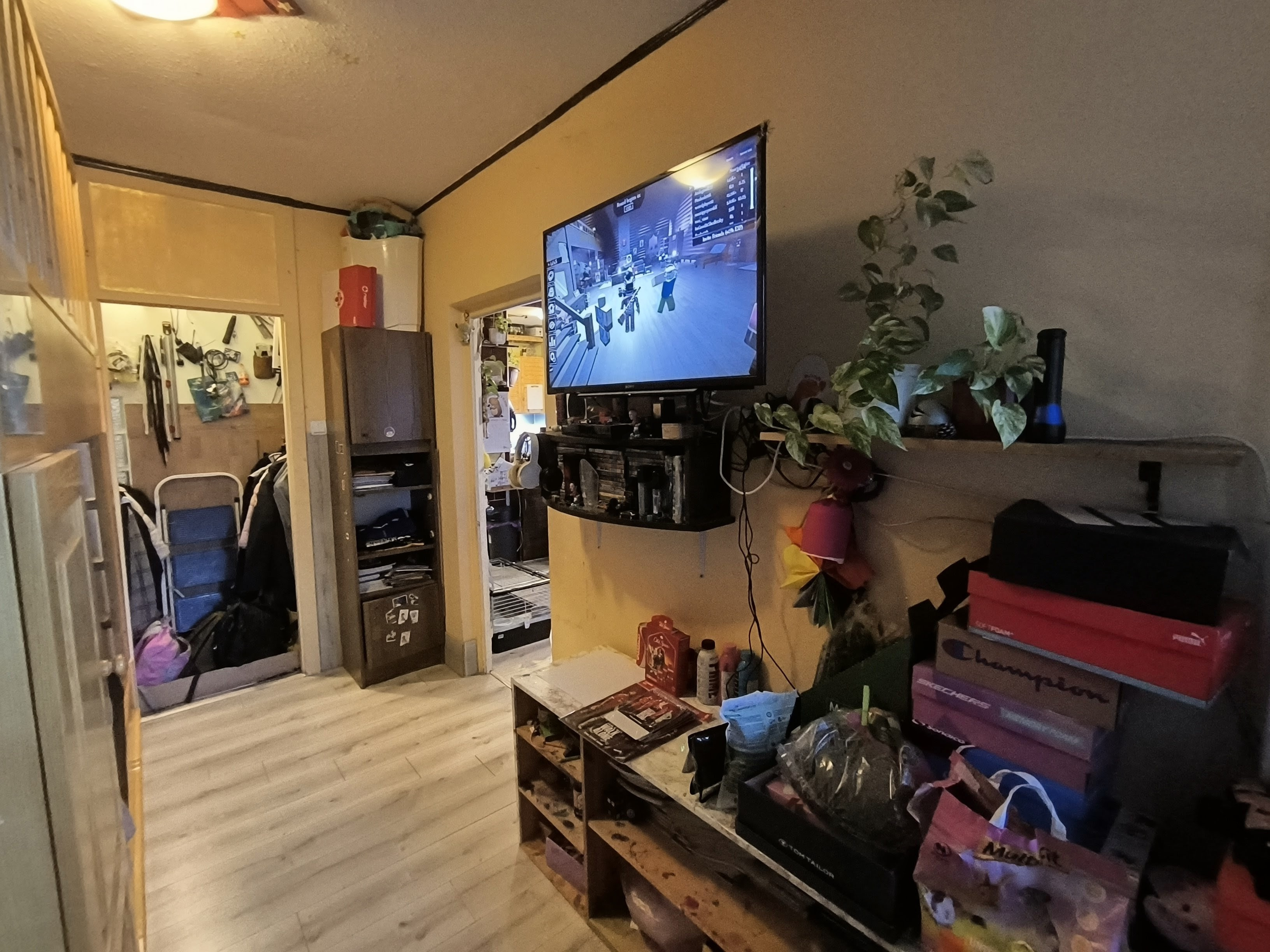 Gallery zoom image