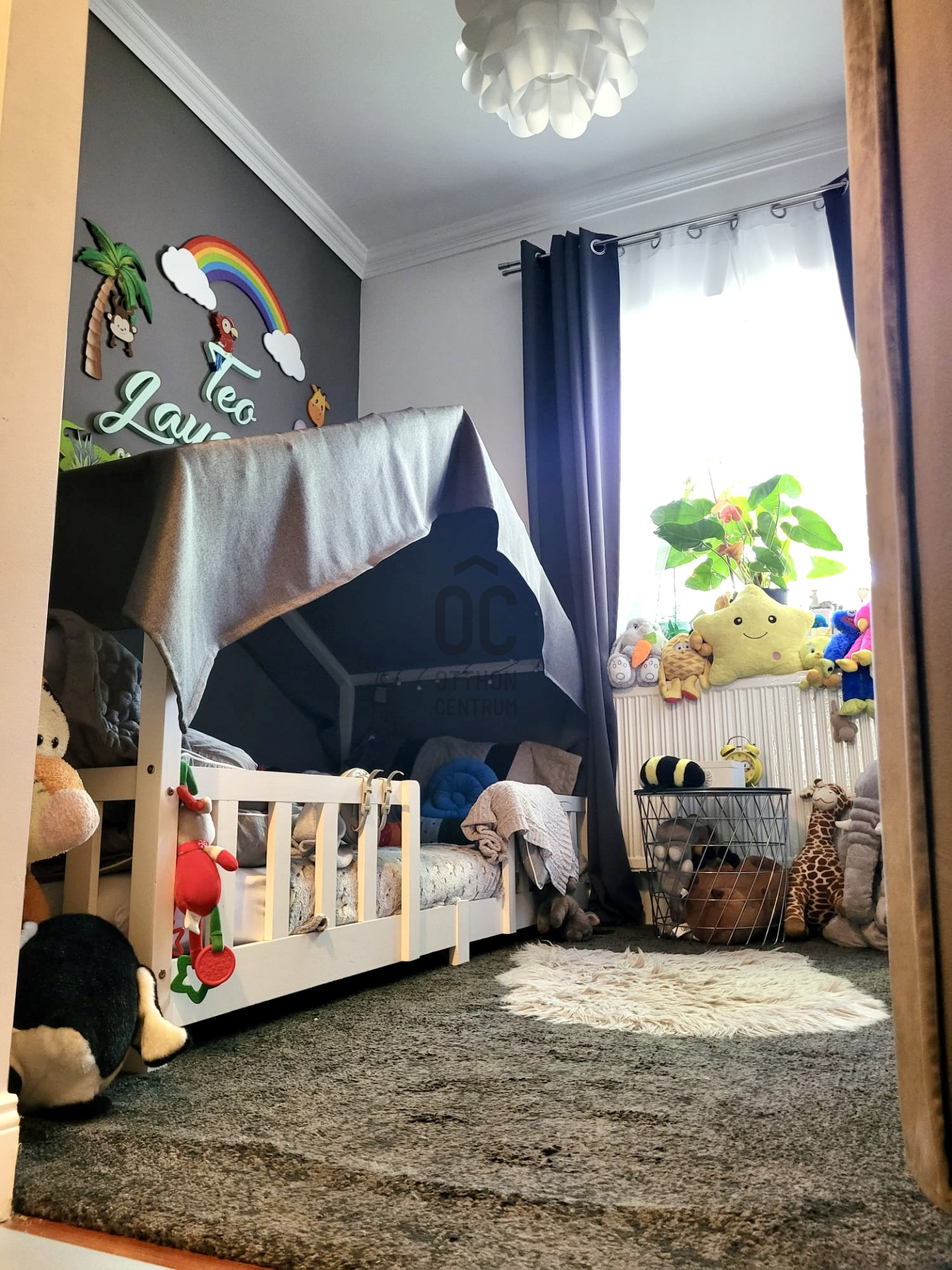 Gallery zoom image