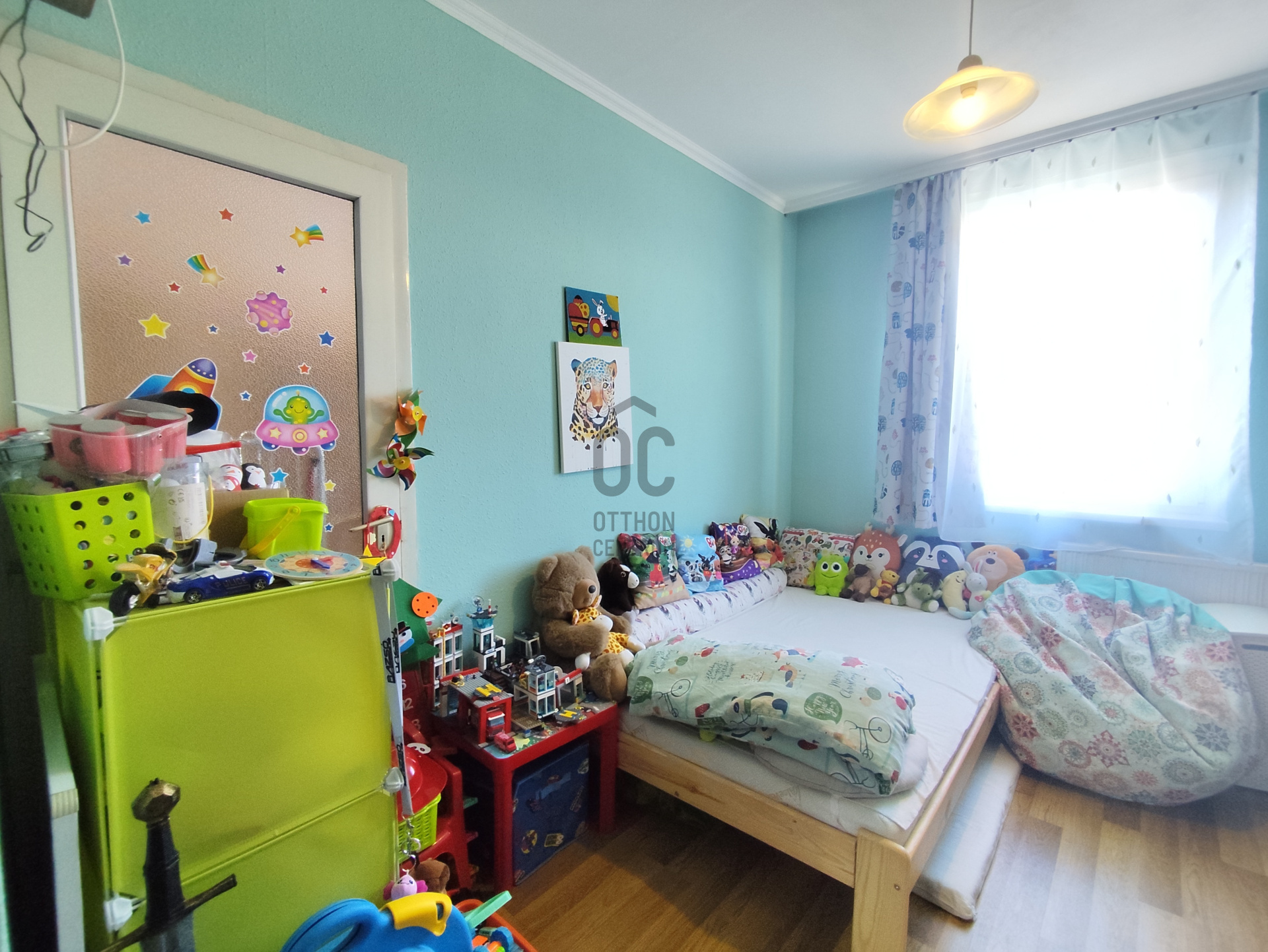 Gallery zoom image