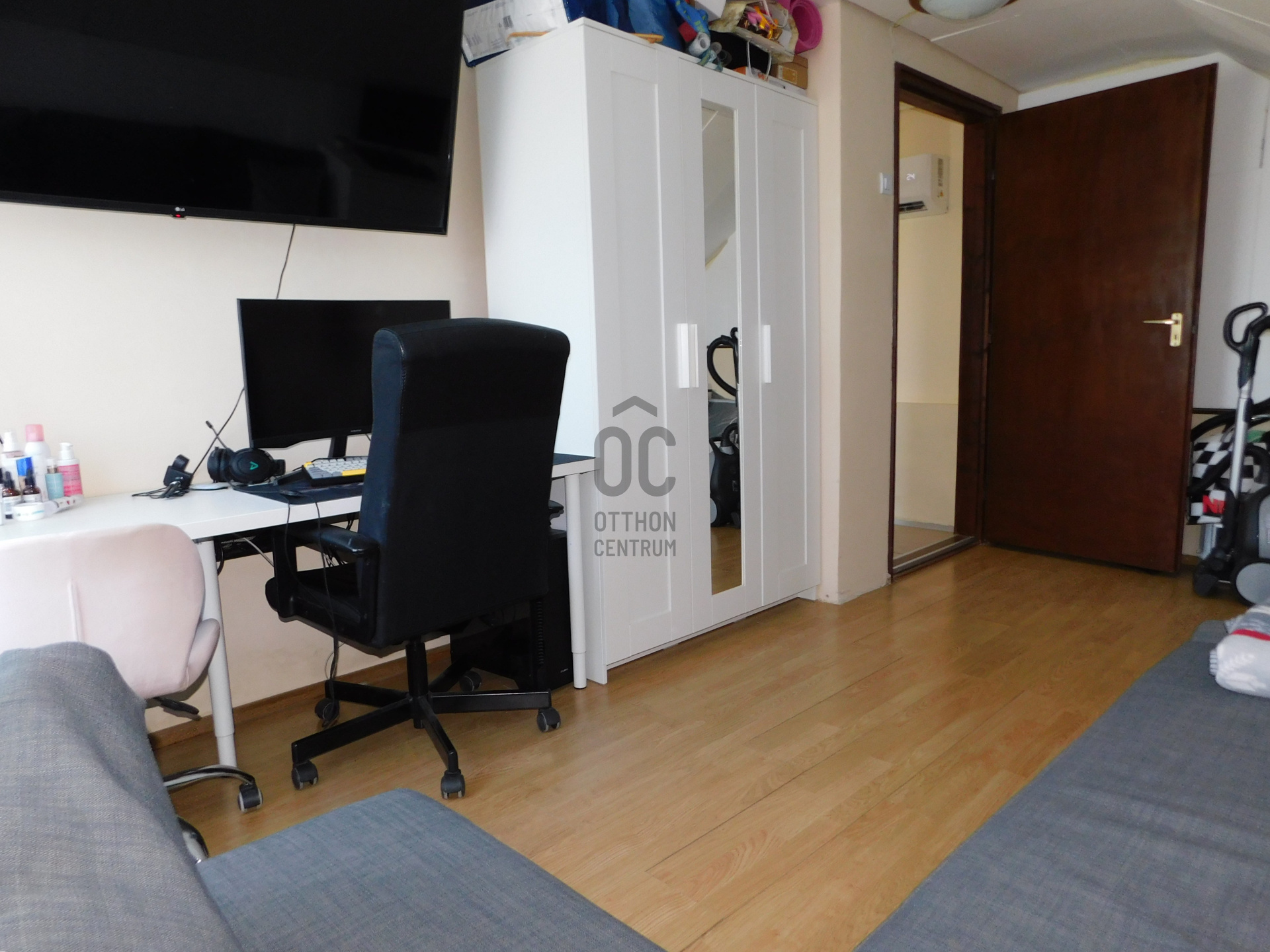 Gallery zoom image