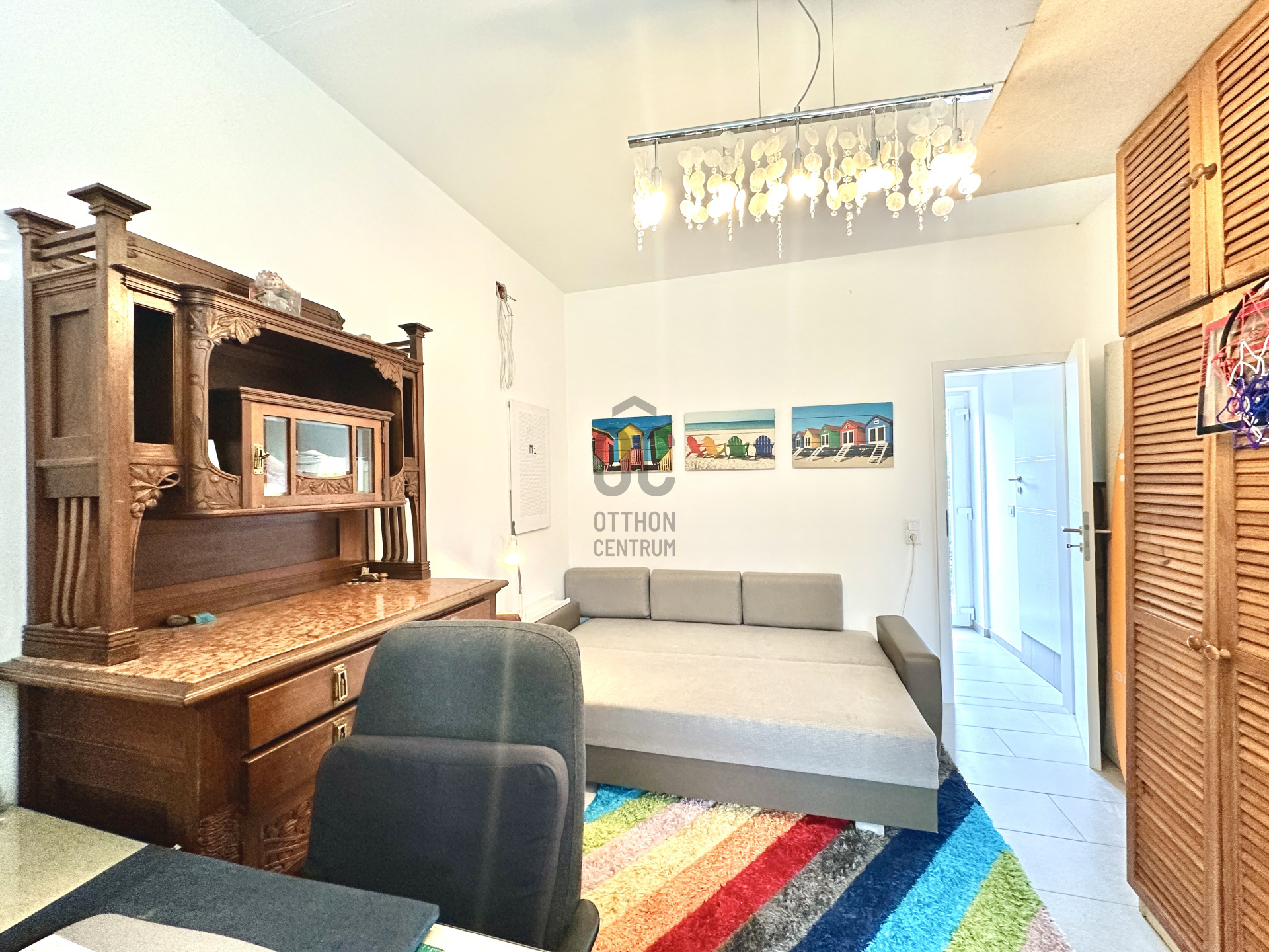 Gallery zoom image