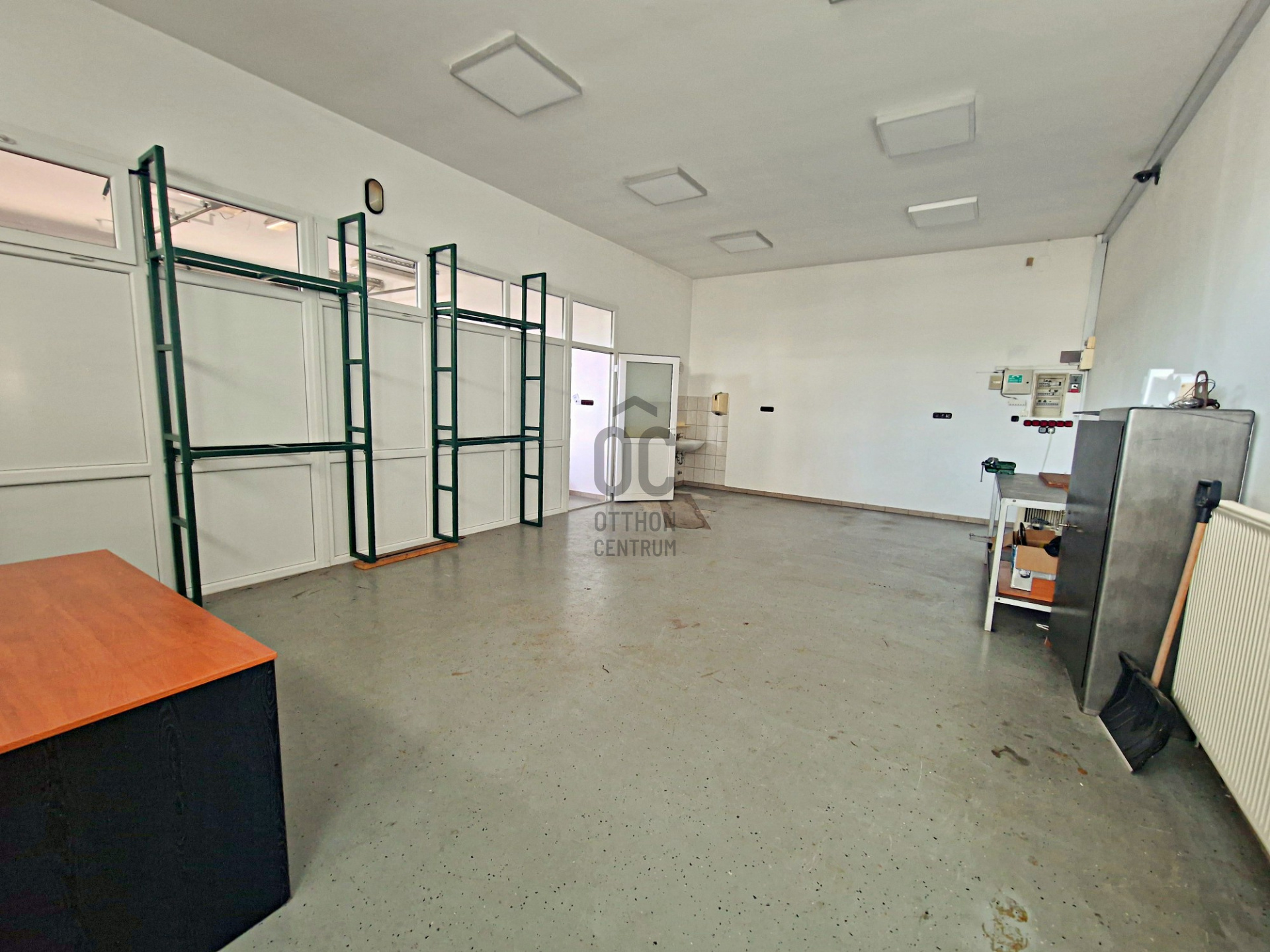 Gallery zoom image