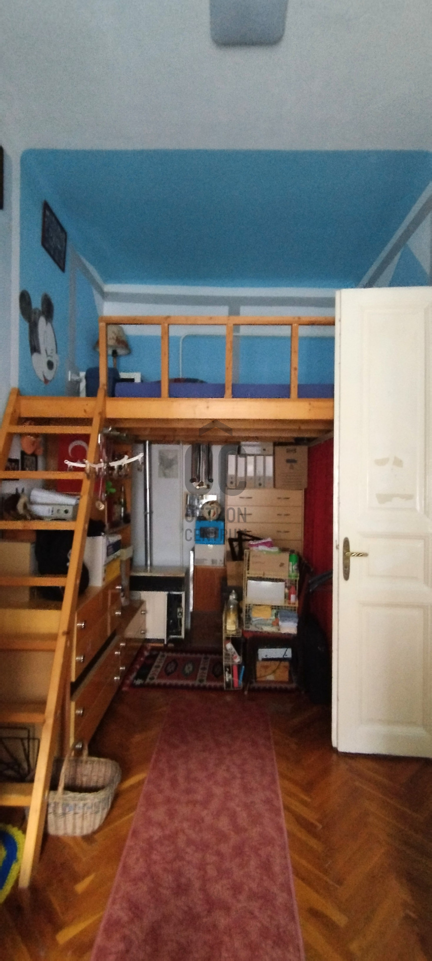 Gallery zoom image